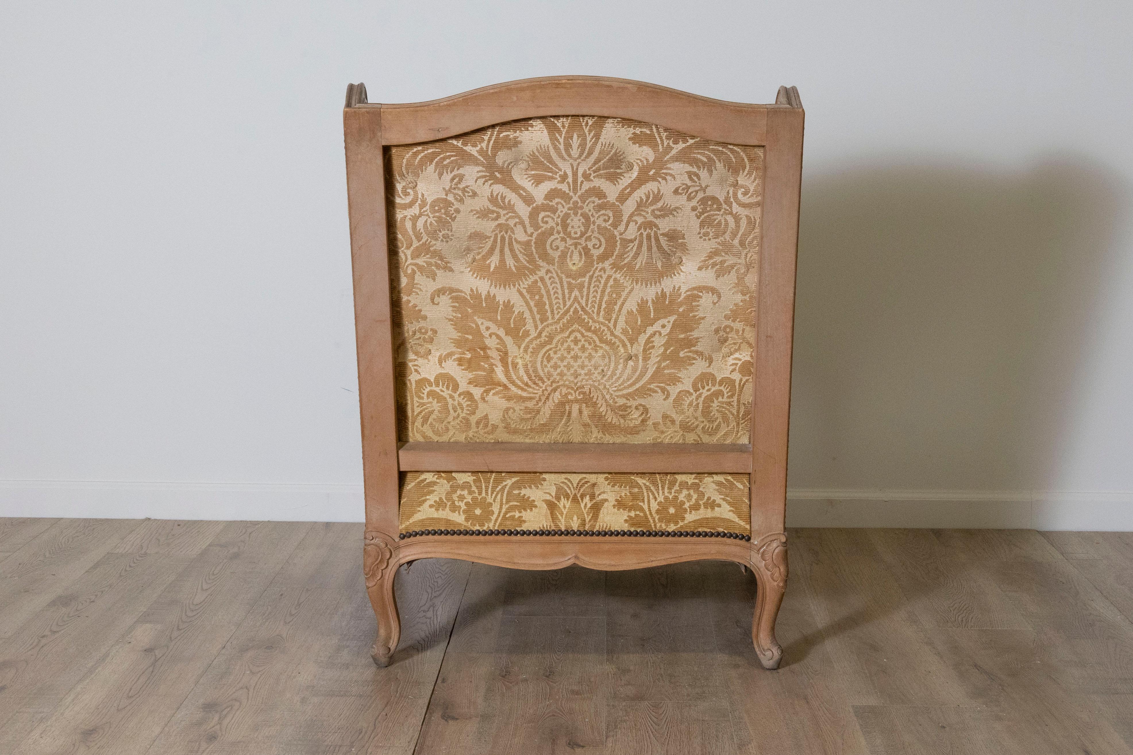 Paire de bergères françaises du 20e siècle de style Louis XV en vente 5