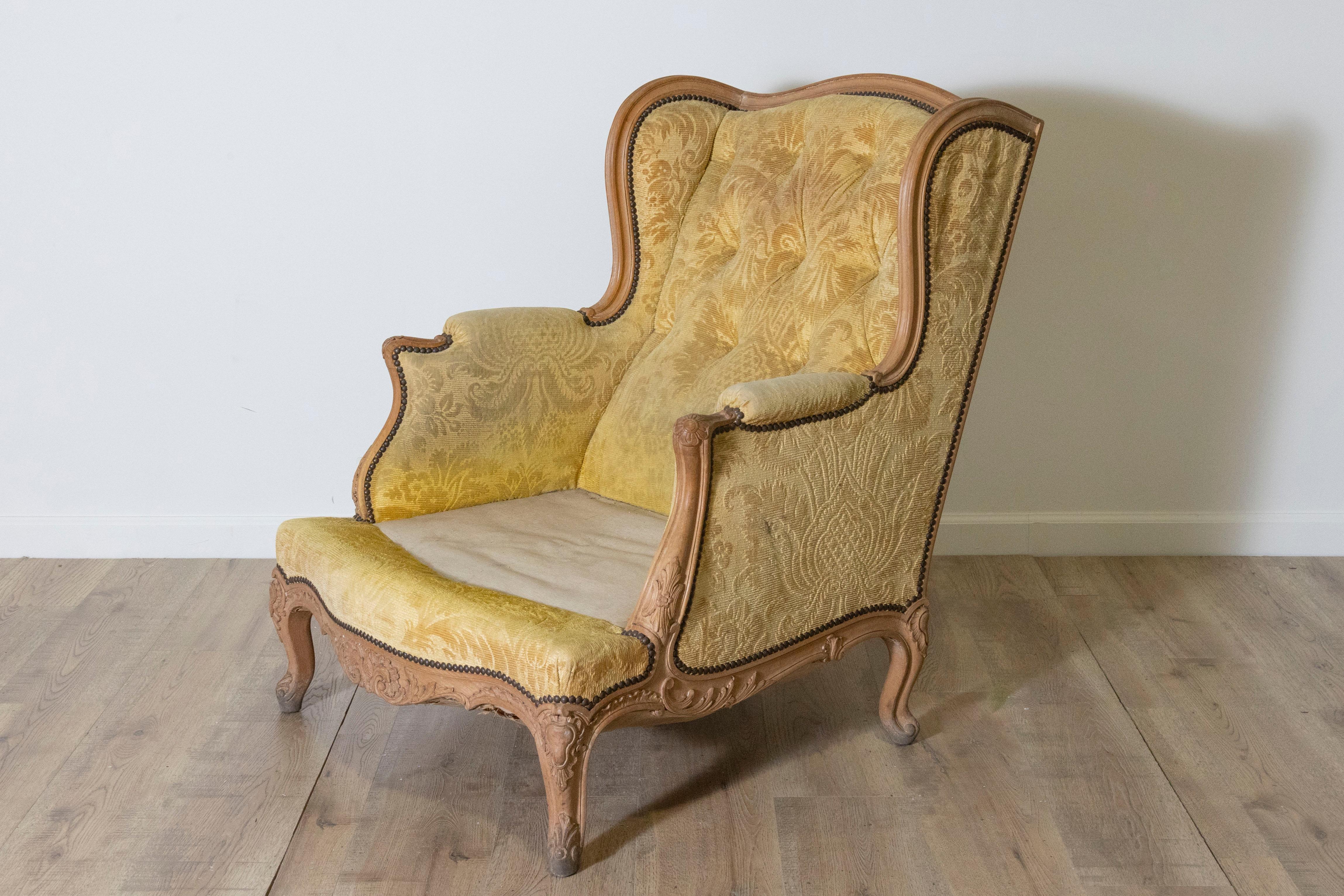 Paire de bergères françaises du 20e siècle de style Louis XV en vente 1