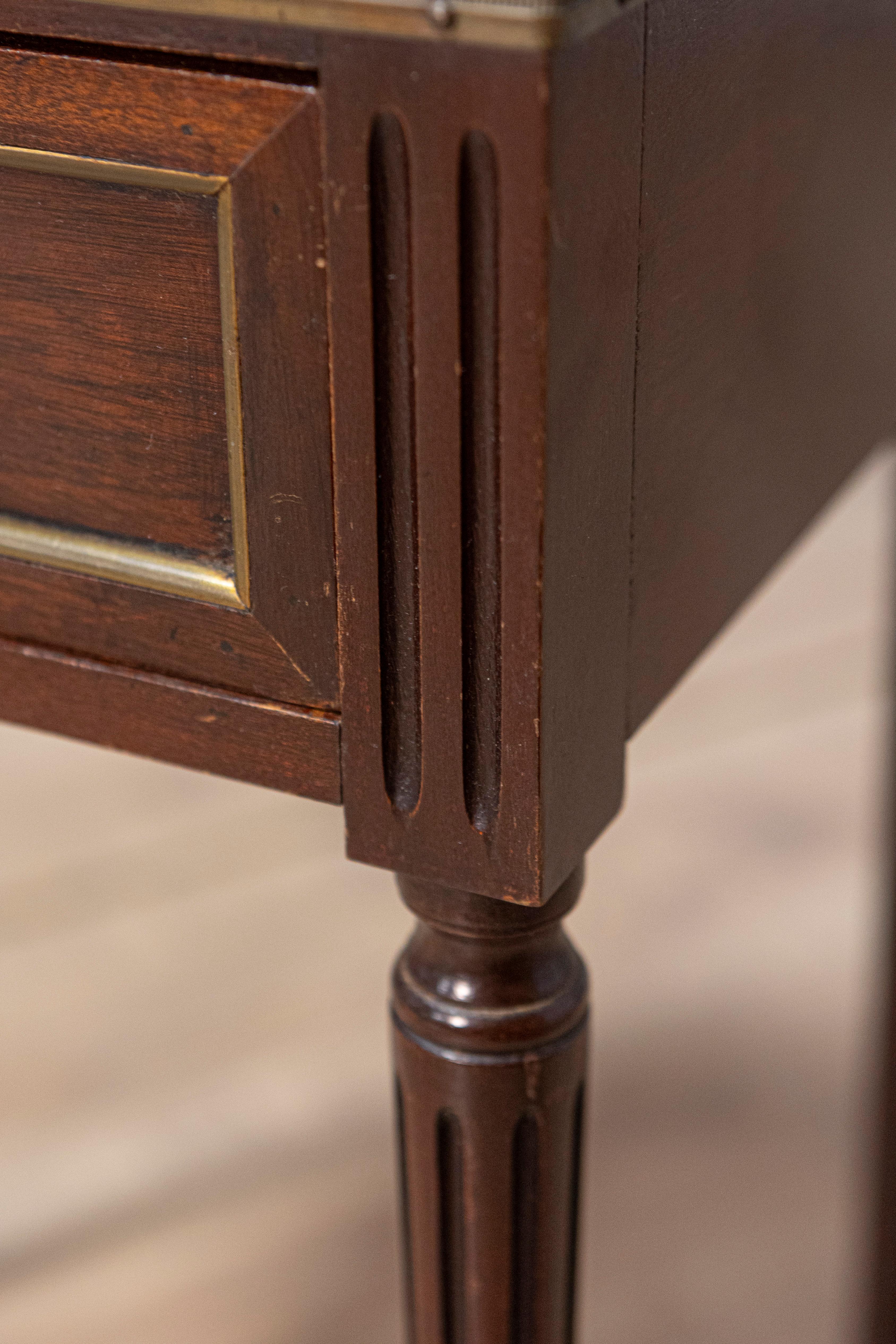 Pair of 20th Century French Louis XVI Style Bedside Tables For Sale 7