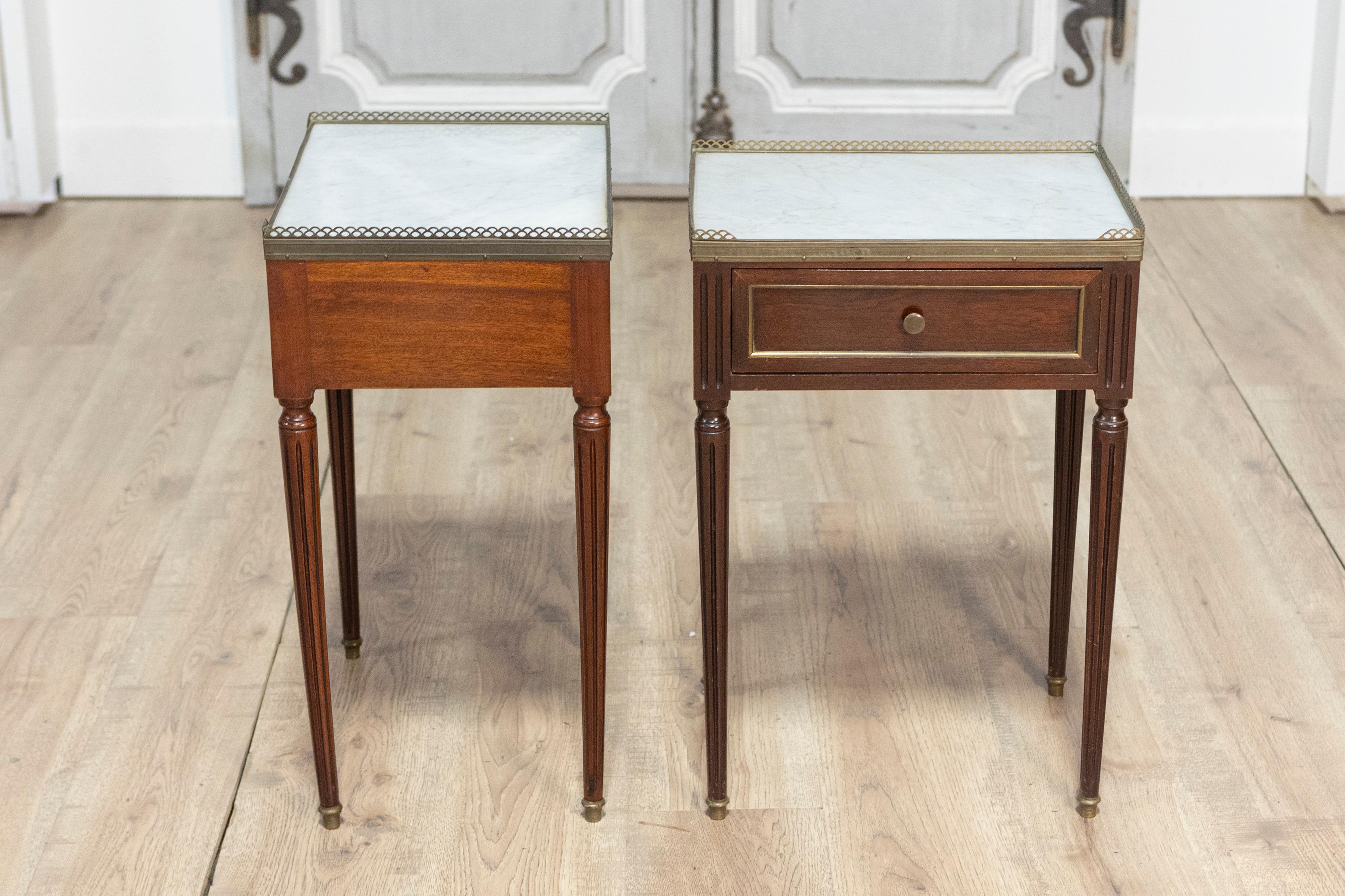 Brass Pair of 20th Century French Louis XVI Style Bedside Tables For Sale