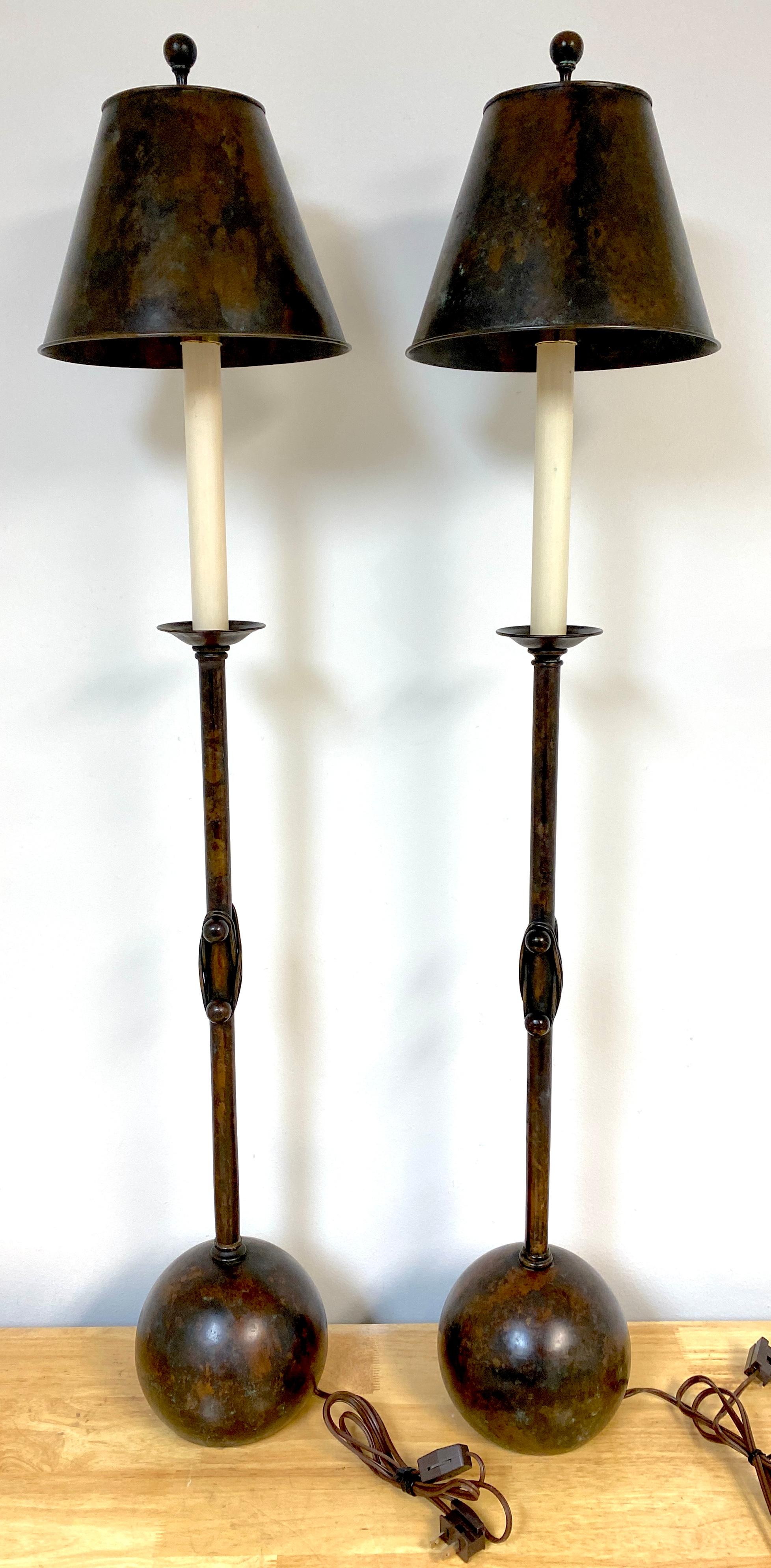 Pair of 20th Century French Modern Patinated Bronze Sculptural Lamps  For Sale 1
