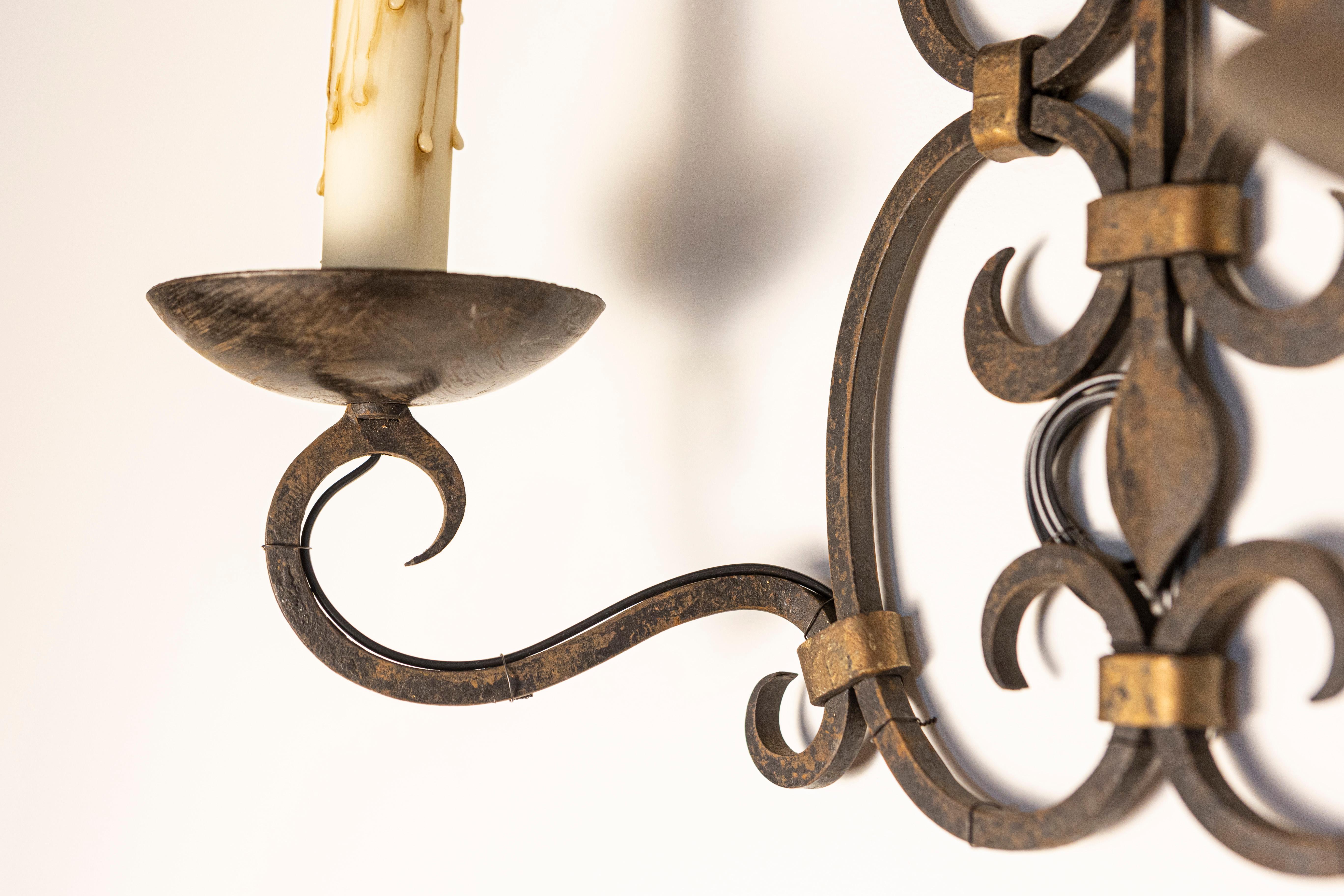 Pareja de candelabros franceses del siglo XX en Bueno estado para la venta en Atlanta, GA