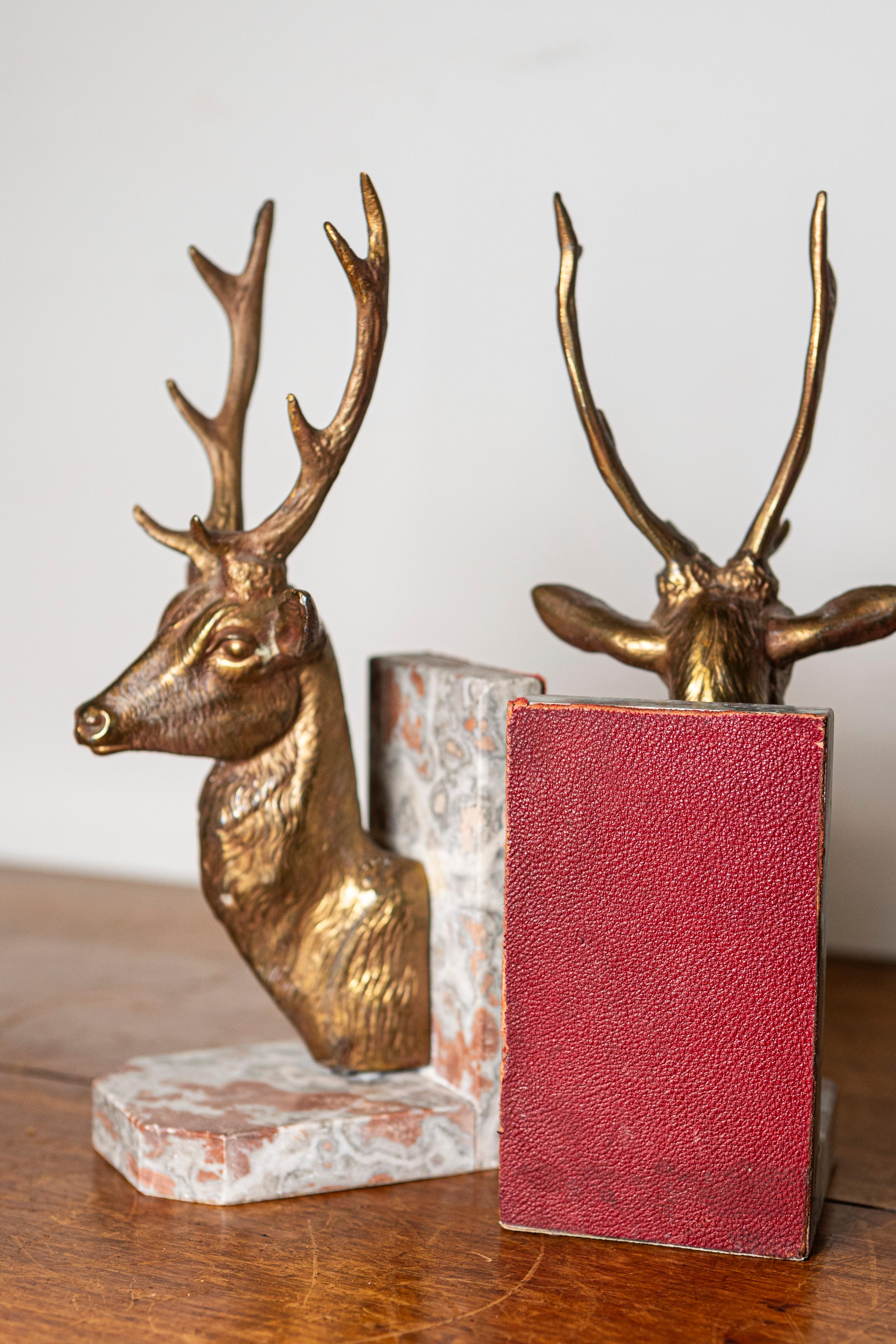 Pair of 20th-Century French Stag Bookends in Gilded Metal and Marble For Sale 3