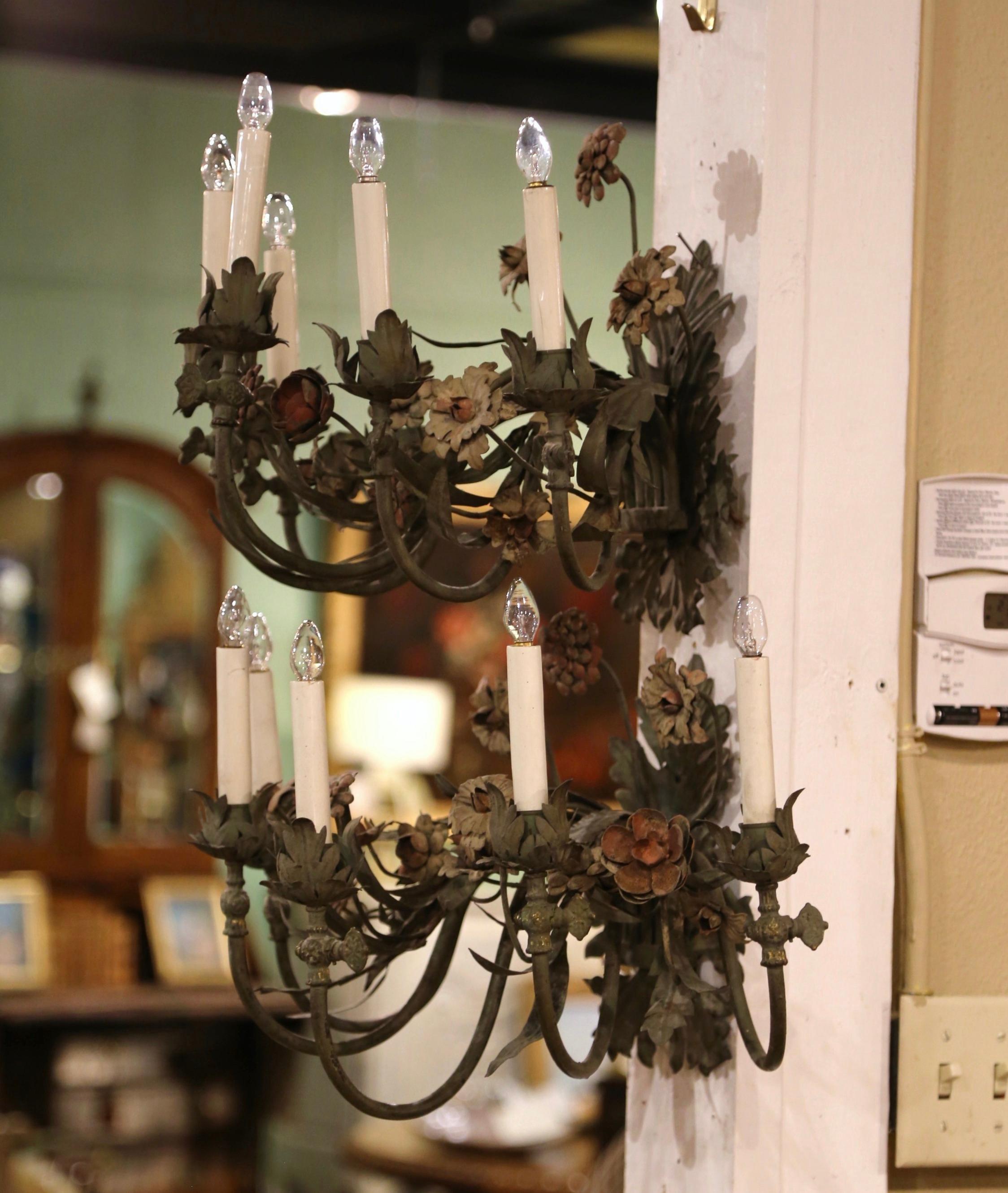 Pair of 20th Century French Tole Flowers and Leaves Five-Light Sconces In Excellent Condition For Sale In Dallas, TX