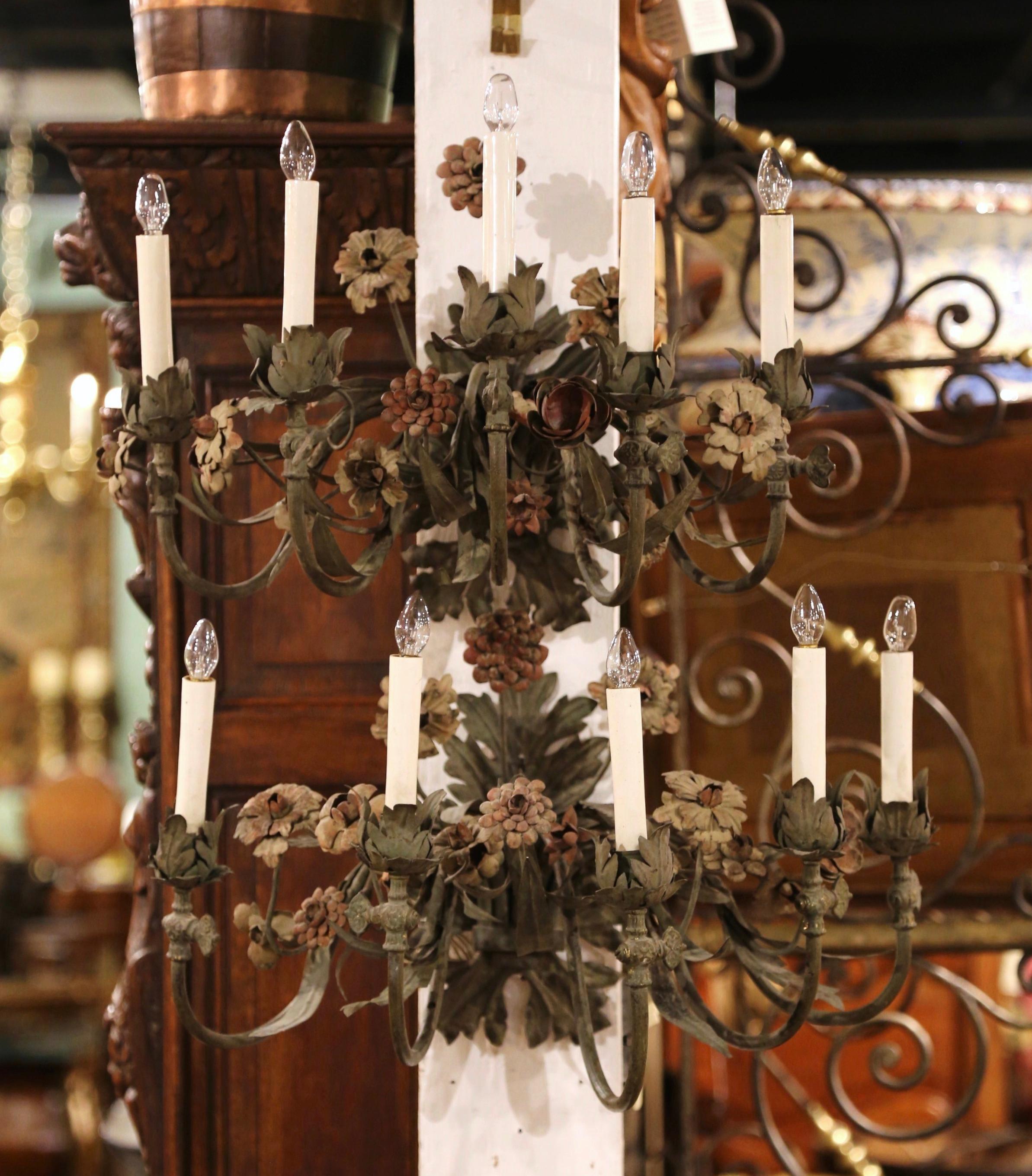 Tôle Pair of 20th Century French Tole Flowers and Leaves Five-Light Sconces For Sale