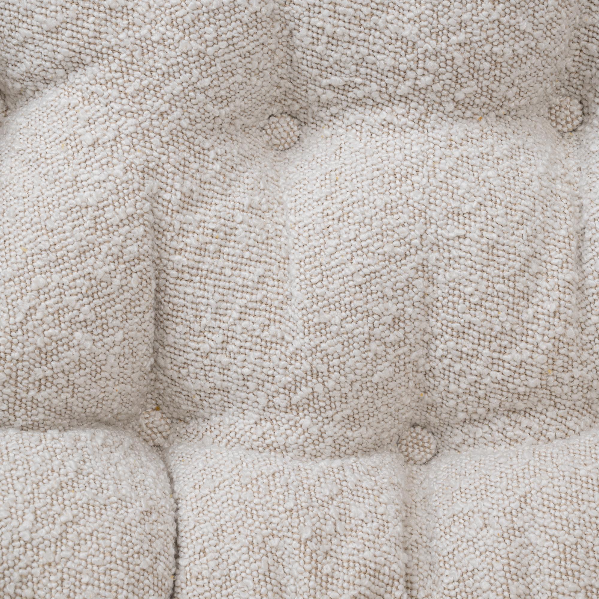 Paire de fauteuils pivotants en bambou tapissés du 20e siècle en vente 4