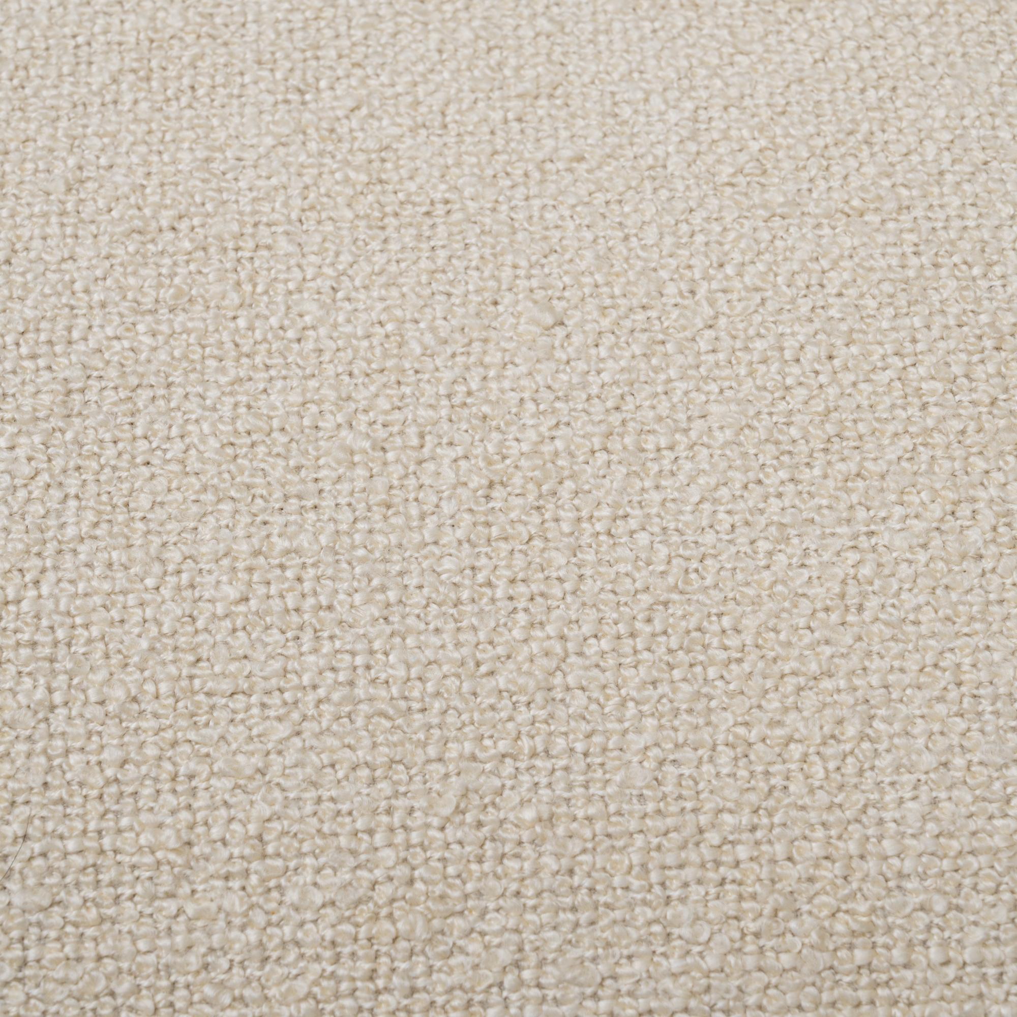 Paar französische weiß patinierte gustavianische Polsterstühle des 20. im Angebot 8