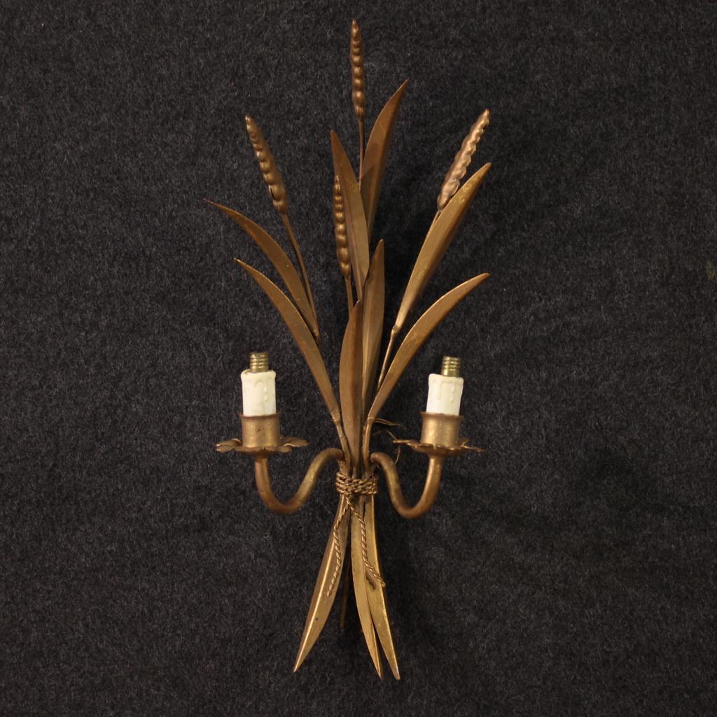Pair of 20th Century Gold Iron French Wall Lights, 1960 in vendita 5