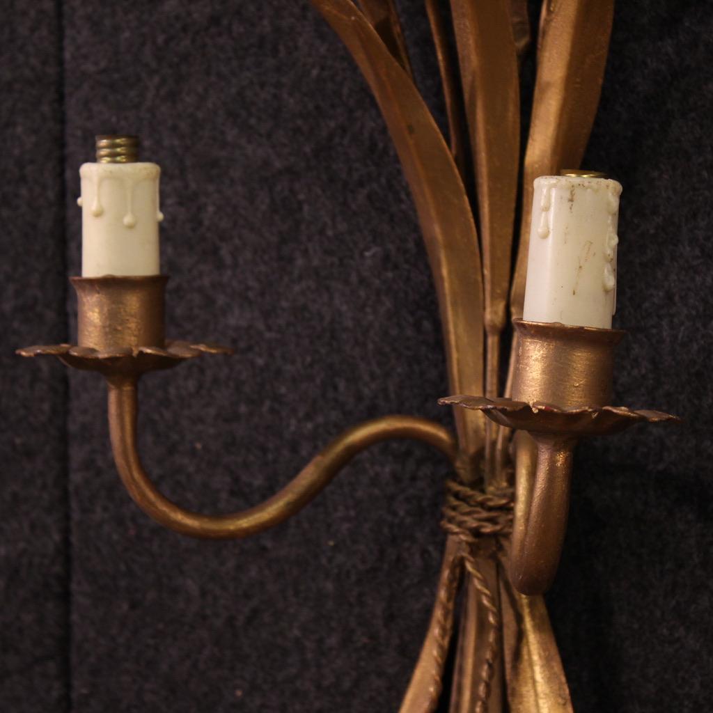 Pair of 20th Century Gold Iron French Wall Lights, 1960 In condizioni buone in vendita a Vicoforte, Piedmont