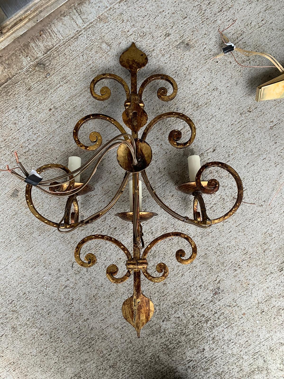 Pair of 20th Century Hand-Hammered Gilt Iron Three-Light Sconces For Sale 12