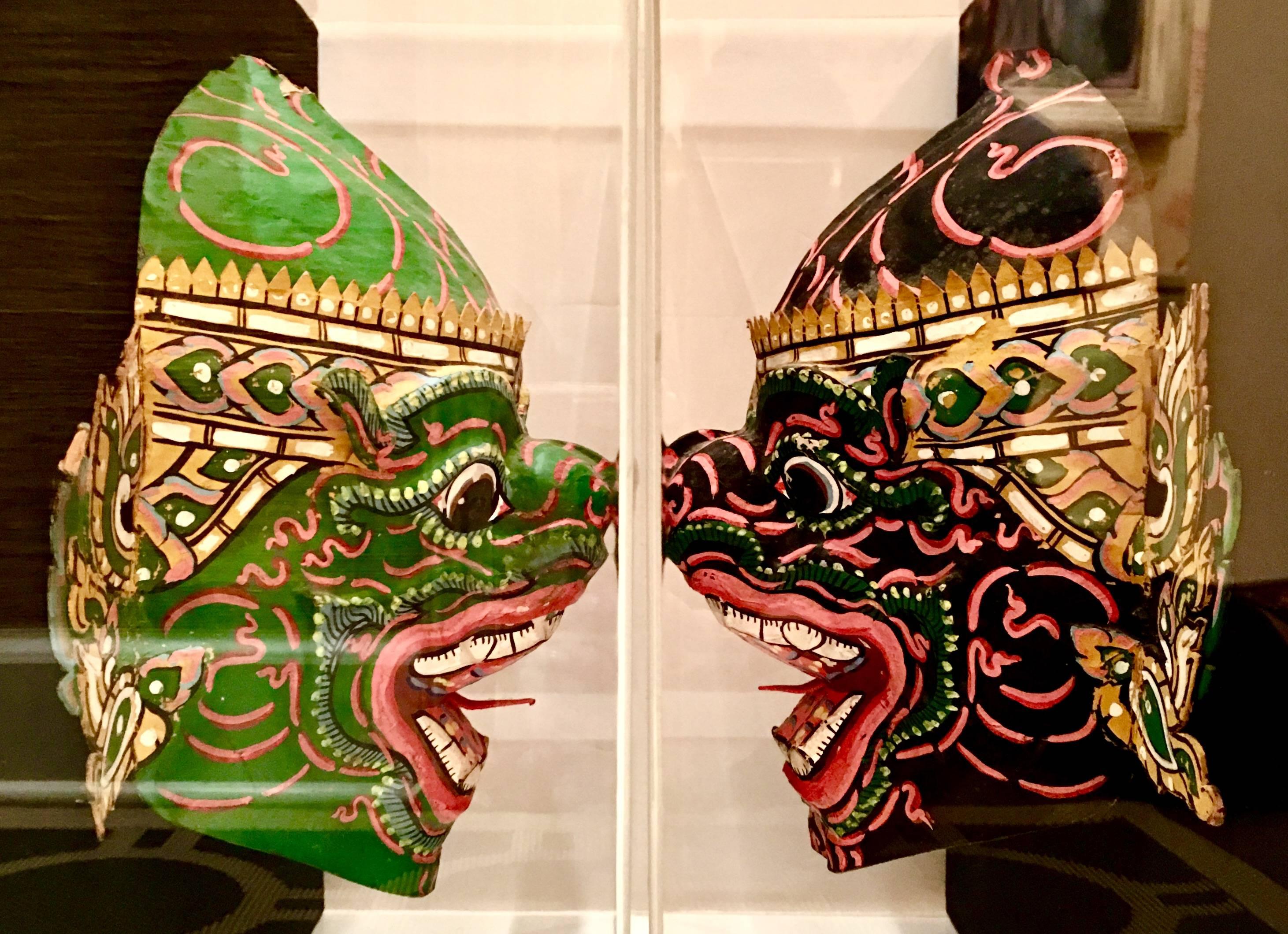 Pair of 20th Century Hand-Painted Masks Mounted in Lucite Shadow Box For Sale 1