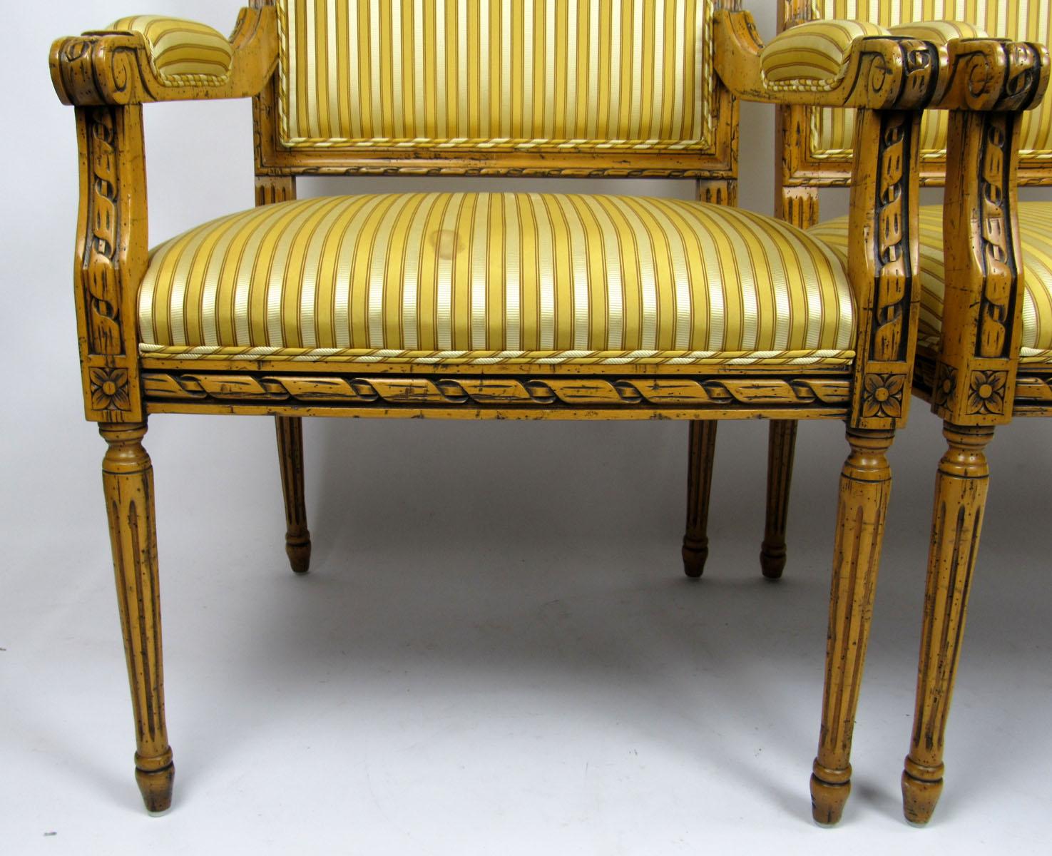 Pair of 20th Century Italian Armchairs 2