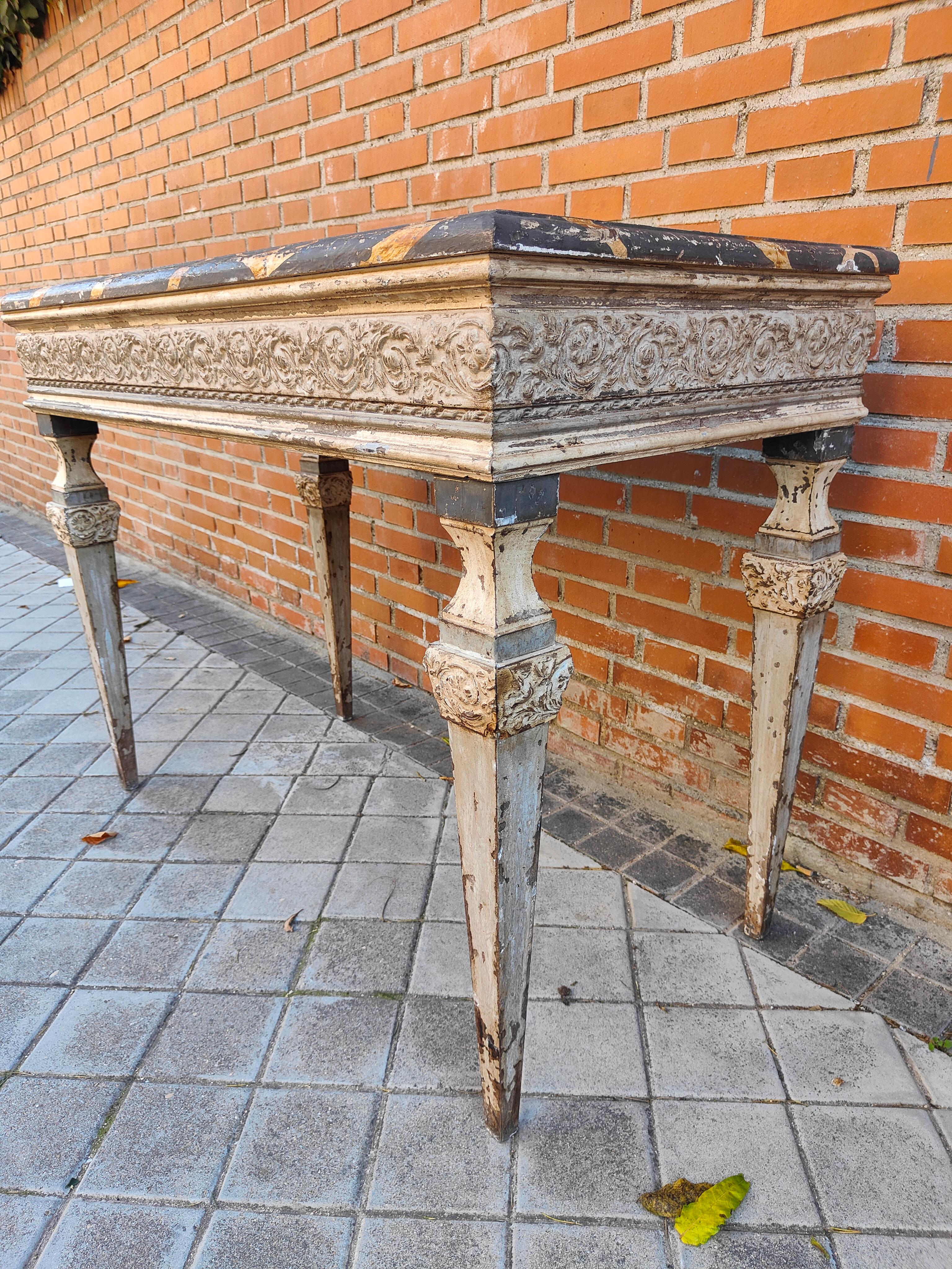 Pair of 20th Century Italian Consoles: Carved and Polychromed Elegance For Sale 7