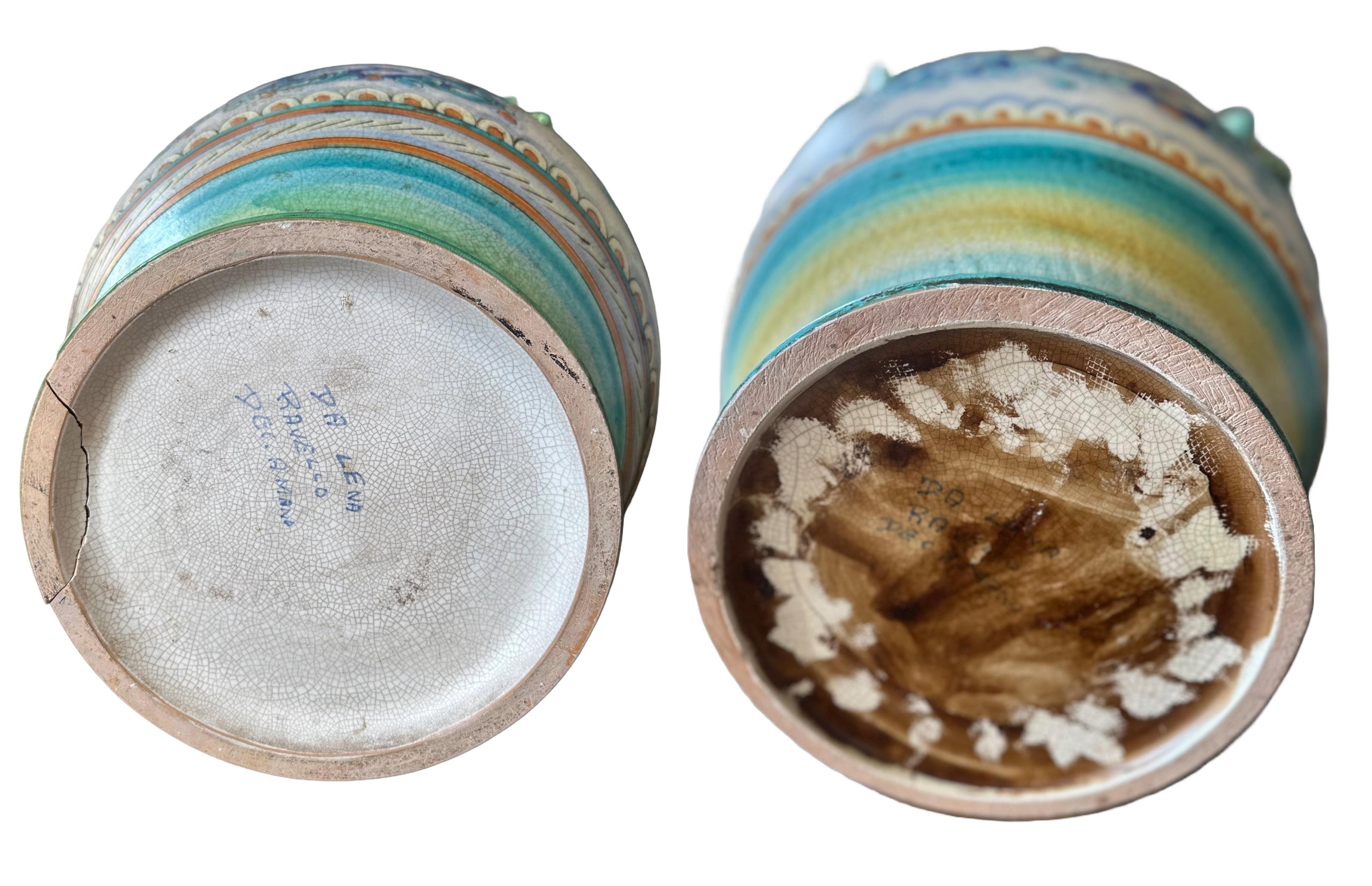 Paire de vases italiens du 20e siècle en majolique de style Renaissance en vente 2