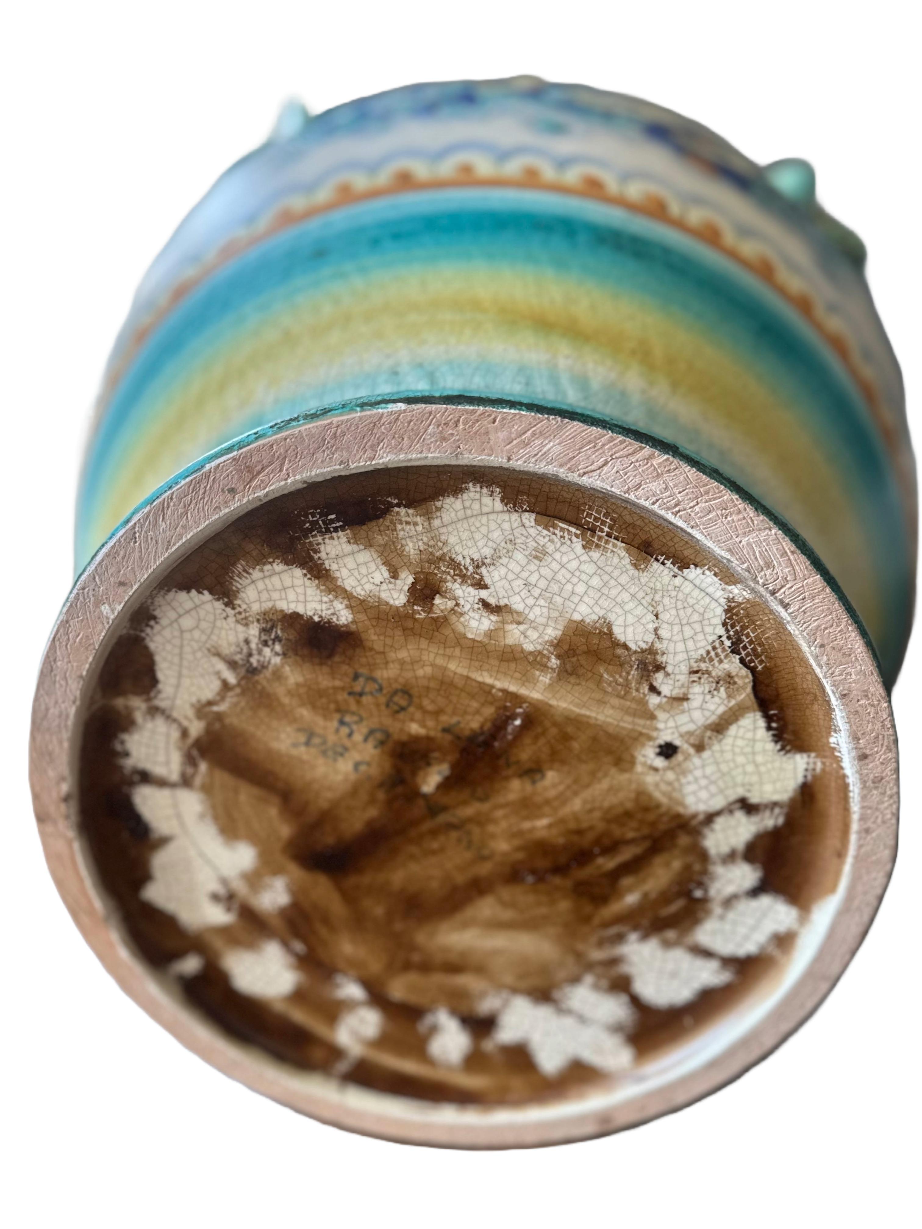 Paire de vases italiens du 20e siècle en majolique de style Renaissance en vente 3