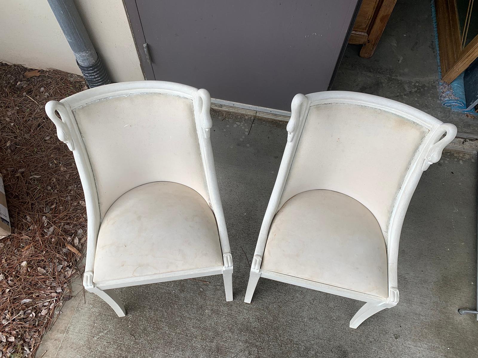 Wood Pair of 20th Century Italian Neoclassical Gondola Painted Chairs with Swan Motif