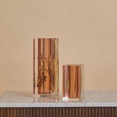 Paire de vases italiens en plexiglas du XXe siècle, signés Stilform