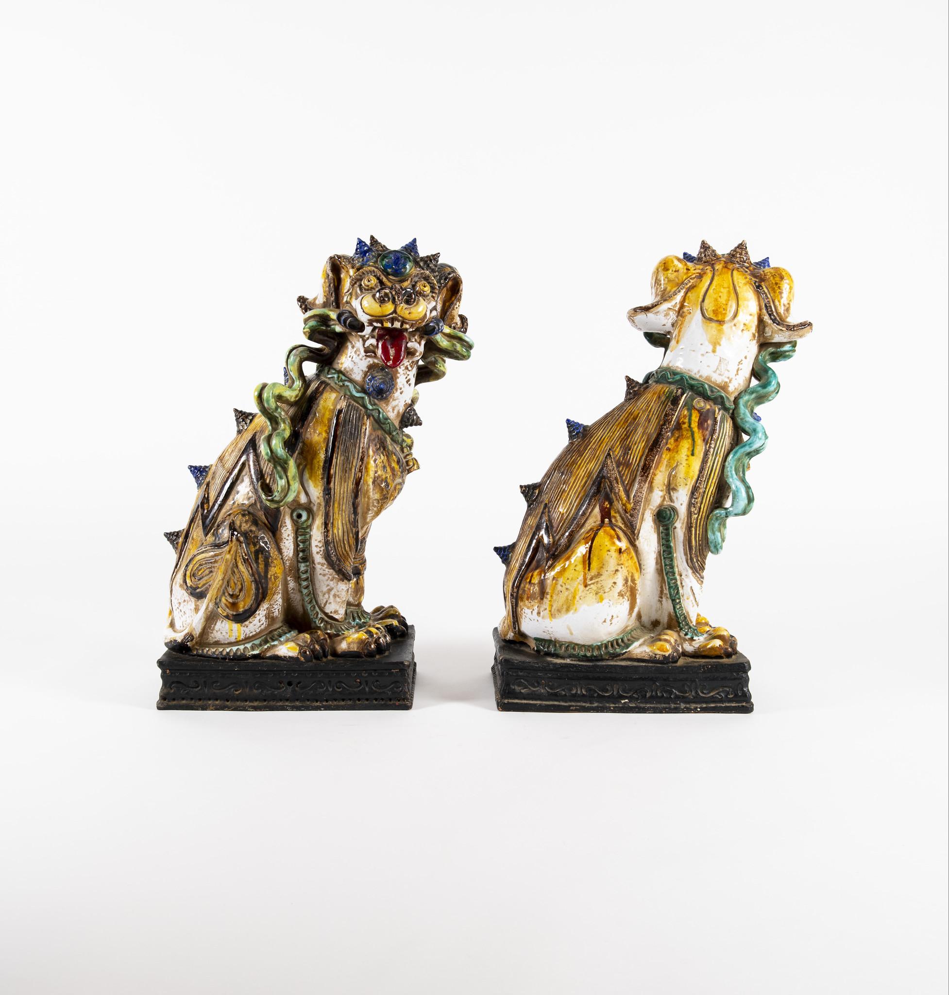 Paar italienische Terrakotta-F Fu-Hunde des 20. Jahrhunderts im Angebot 4