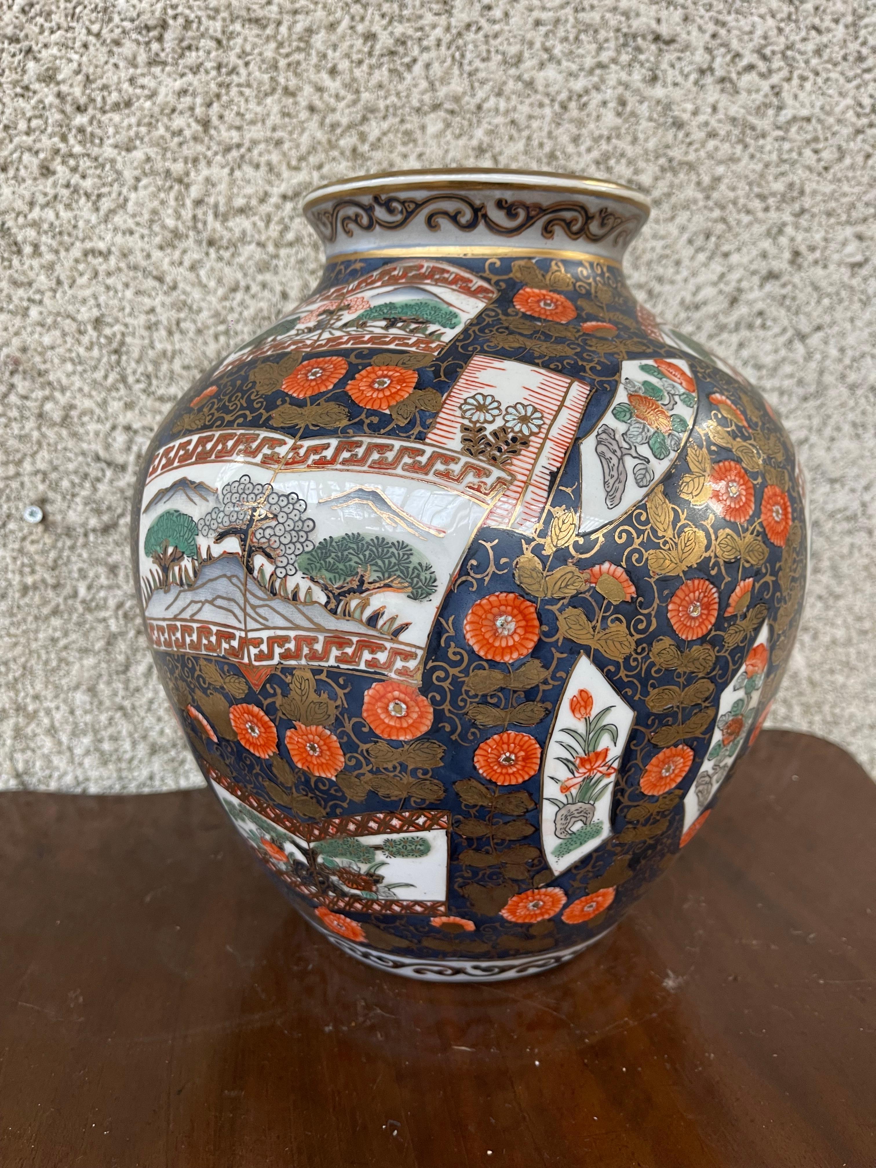 20ième siècle Paire de vases japonais Amari du 20e siècle en vente