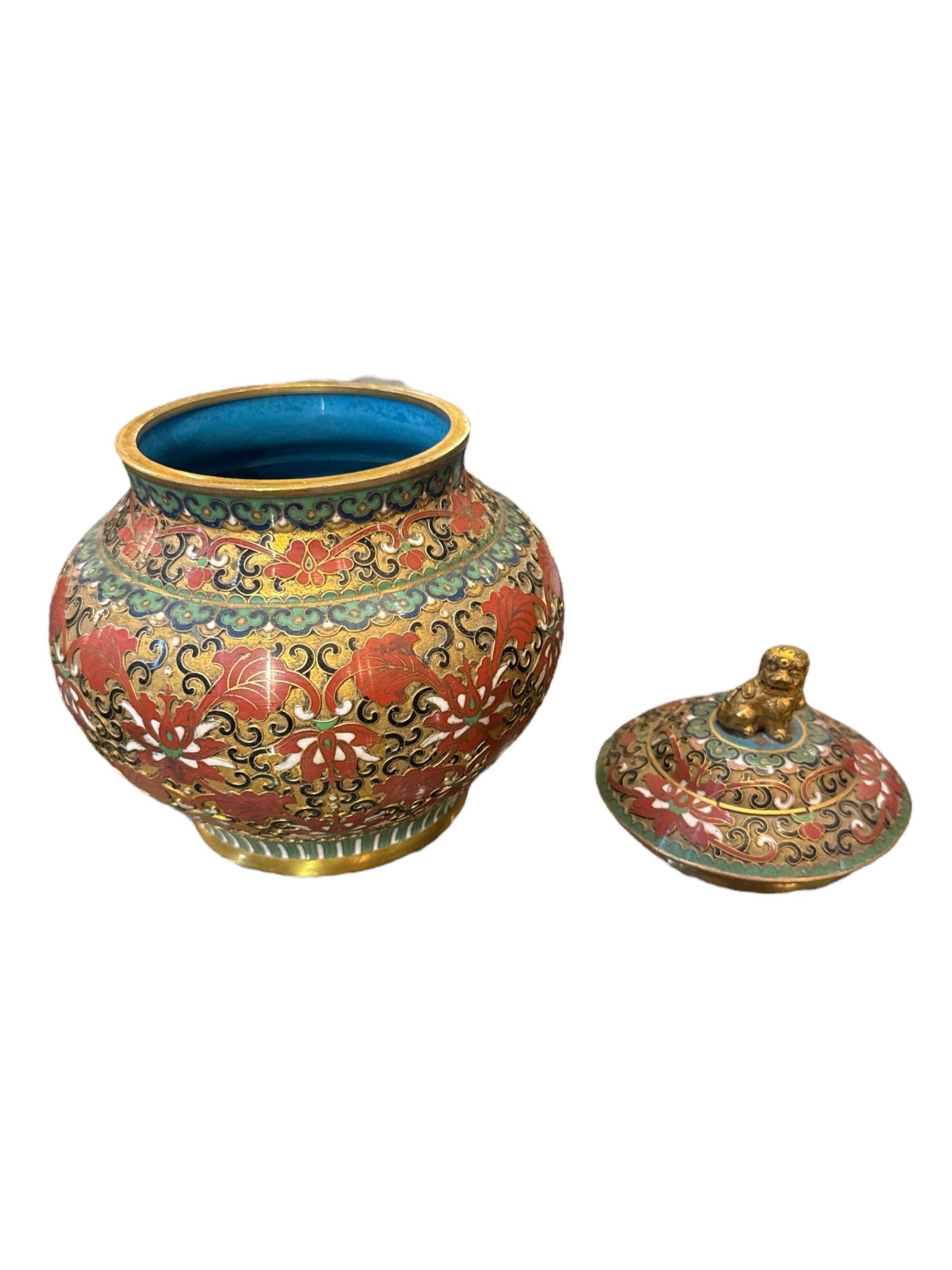 20th Century Pair of 20Th Century Japanese Cloisonné Lidded Jar