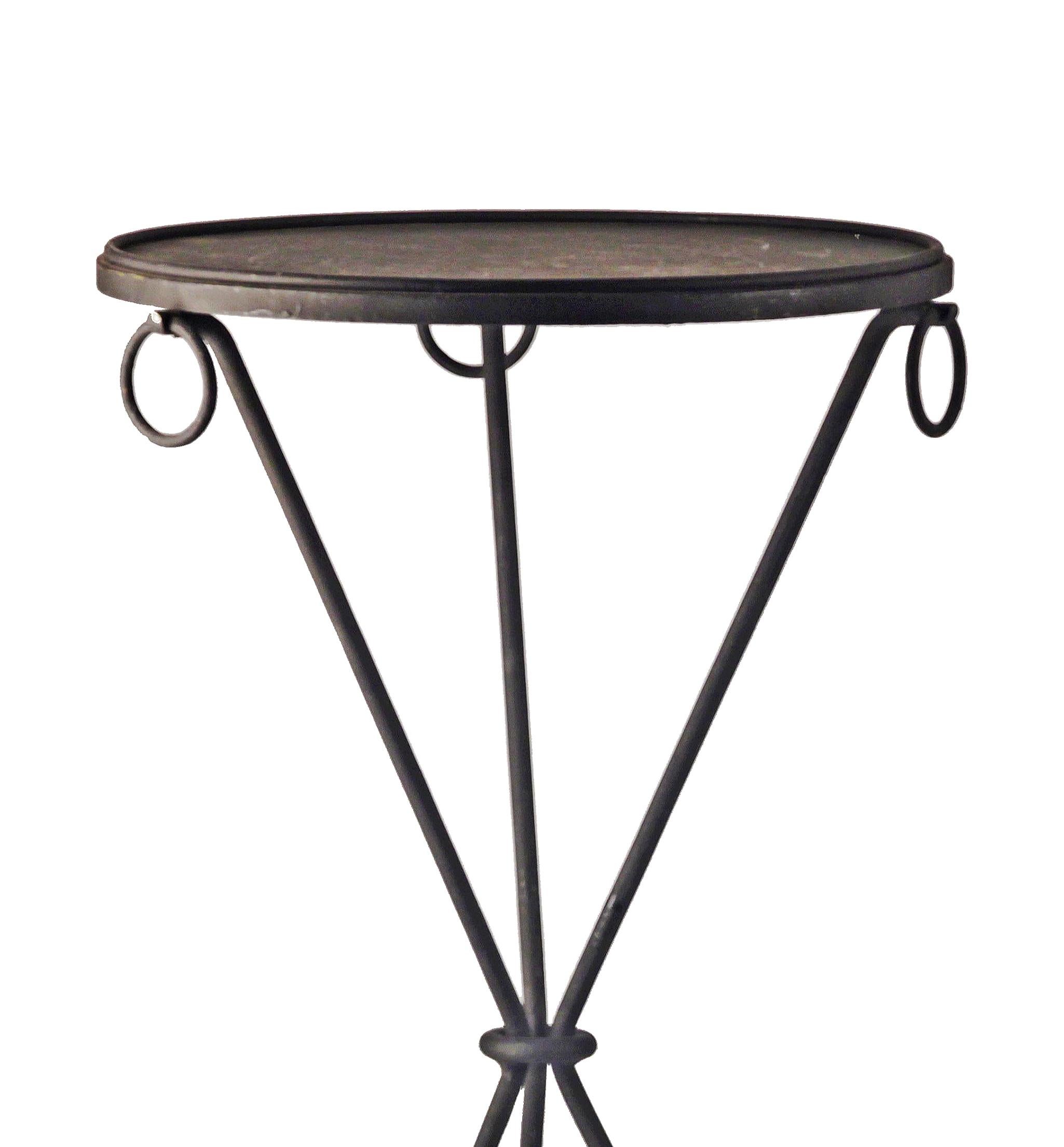 20ième siècle Paire de tables en fer Guéridon Design/One du 20e siècle par Comte en vente