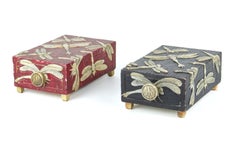 Paar Schmuckkästchen aus dem 20. Jahrhundert mit geschnitzten Speckstein-Libellen, Vietnam