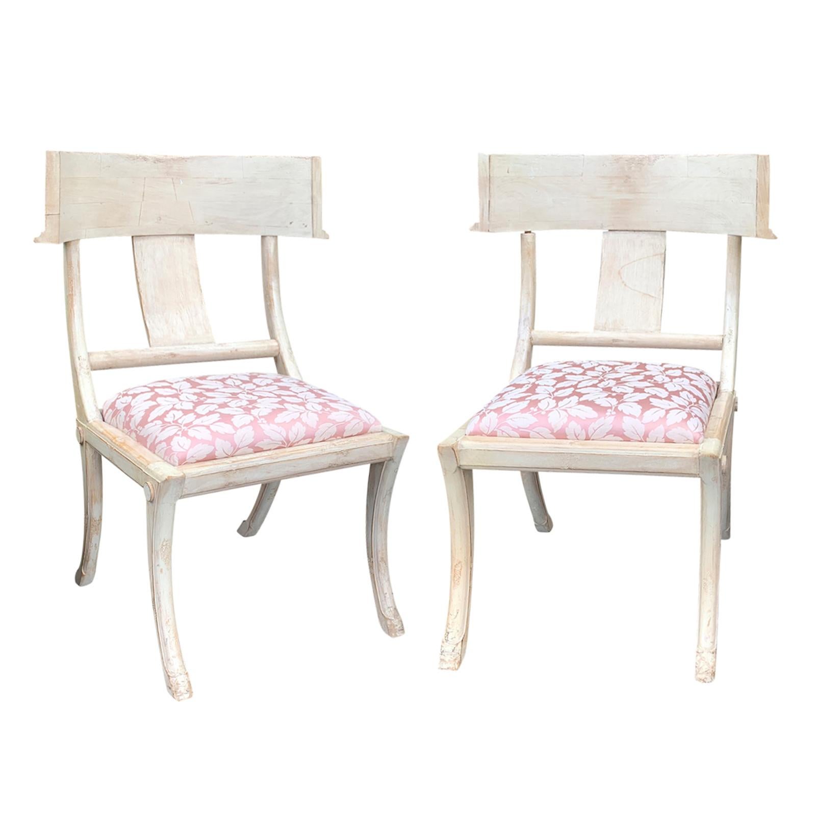 Pair of 20th Century Klismos Side Chairs, in the Style of T.H. Robsjohn-Gibbings