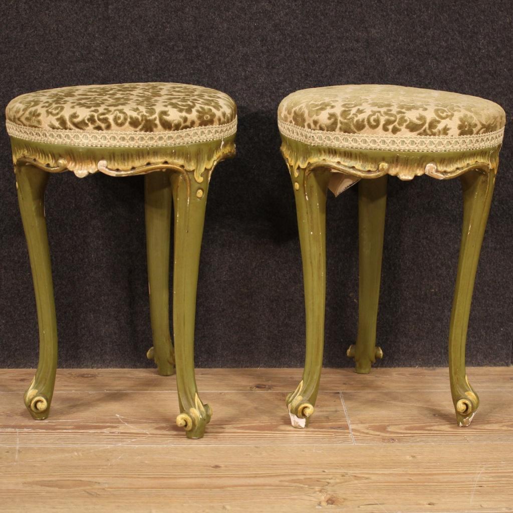 Pair of 20th Century Lacquered and Painted Wood Venetian Stools, 1960s For Sale 3