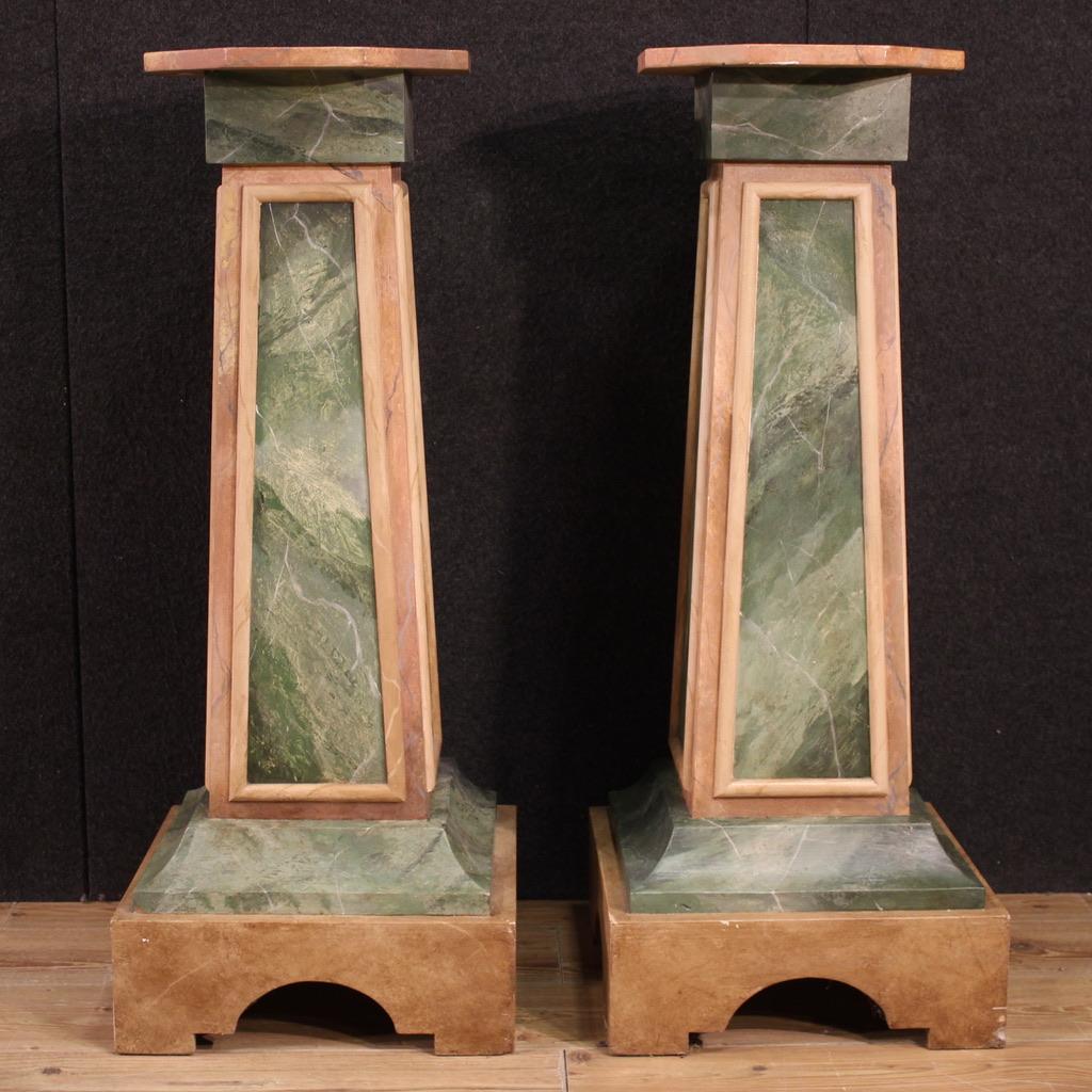 Pair of 20th Century Lacquered Faux Marble Italian Columns, 1970 in vendita 2