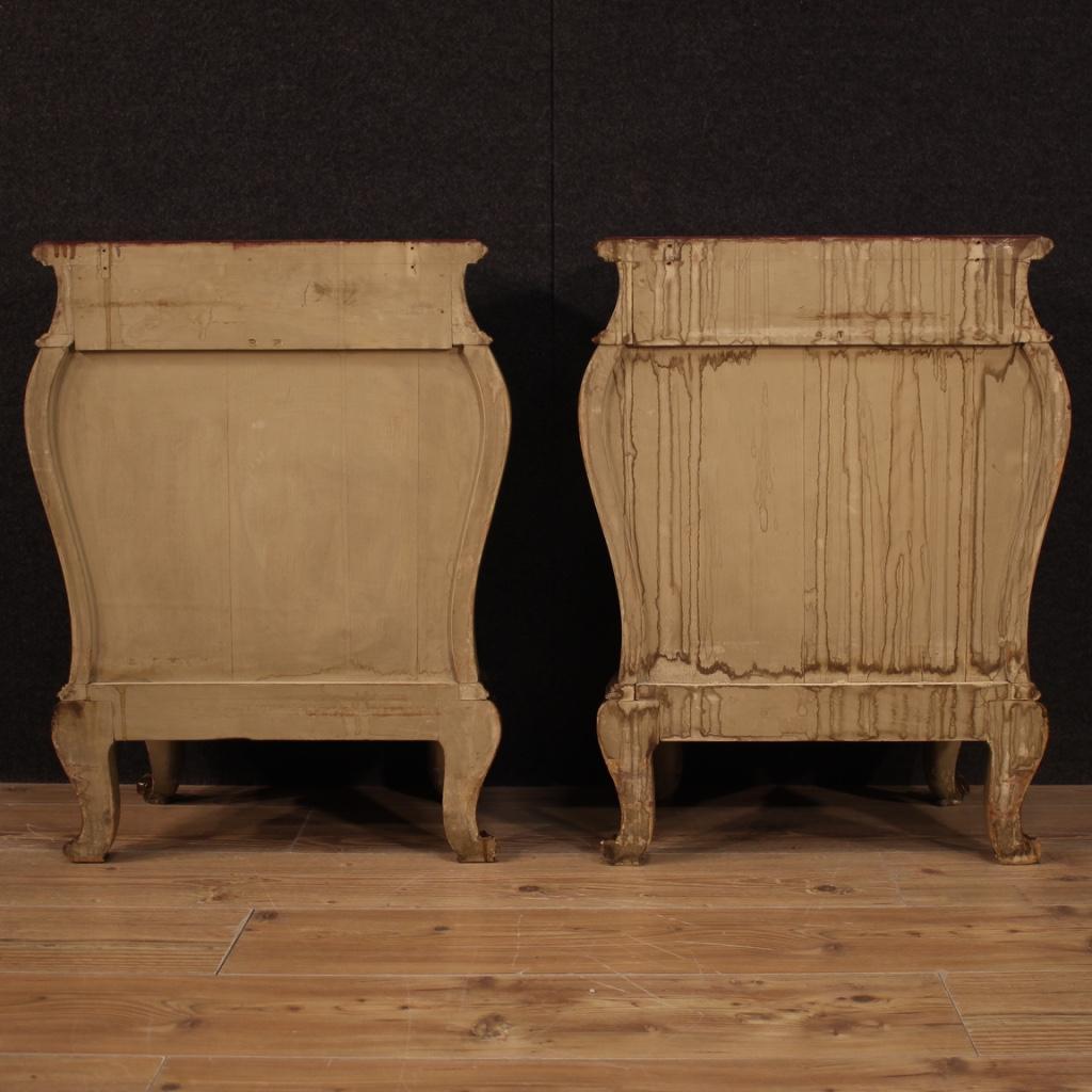 Pair of 20th Century Lacquered Painted and Giltwood Venetian Bedside Tables 5