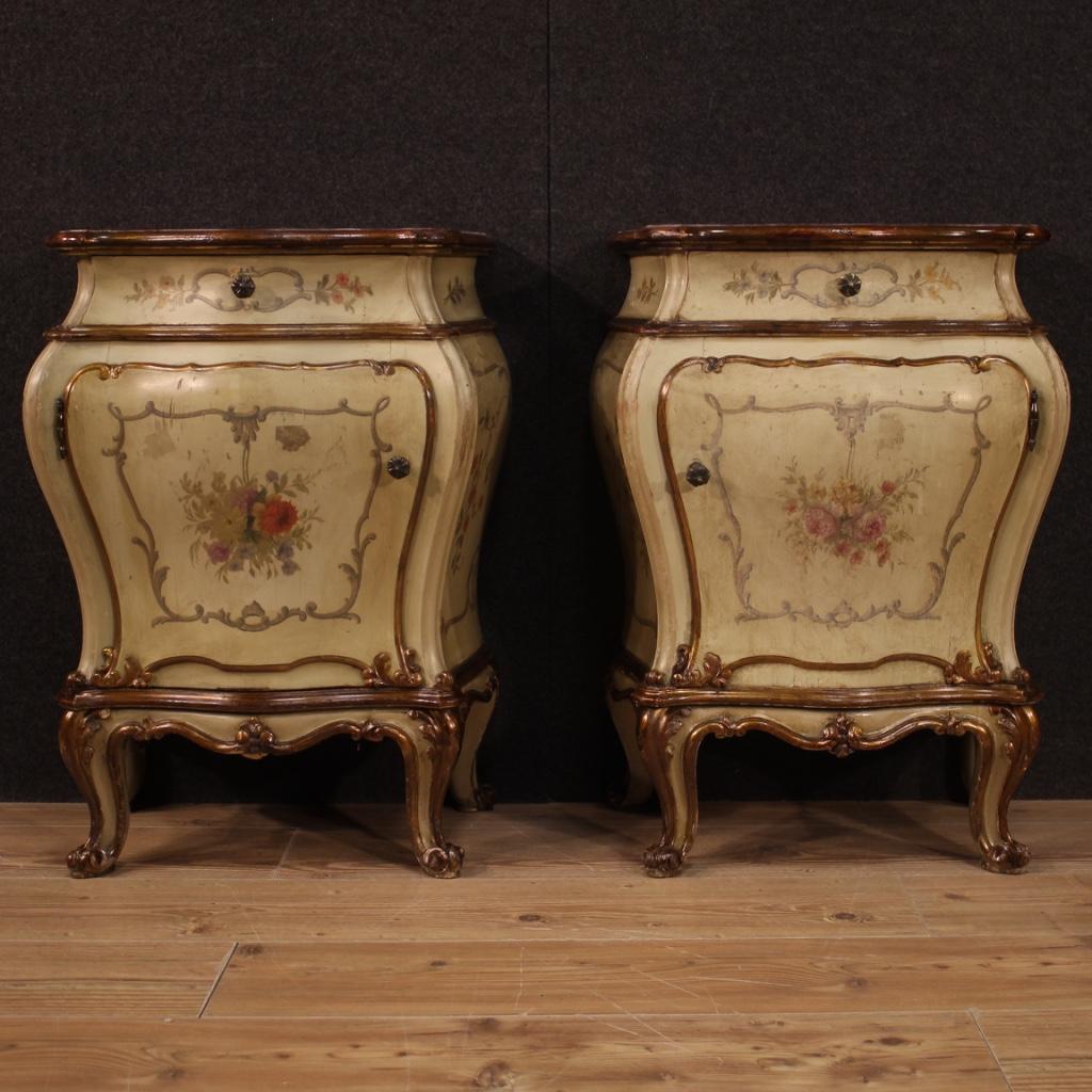Pair of 20th Century Lacquered Painted and Giltwood Venetian Bedside Tables 6