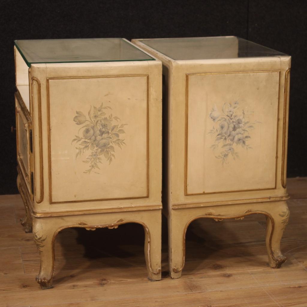 Pair of 20th Century Lacquered Painted Giltwood French Bedside Tables, 1960 In Good Condition In Vicoforte, Piedmont