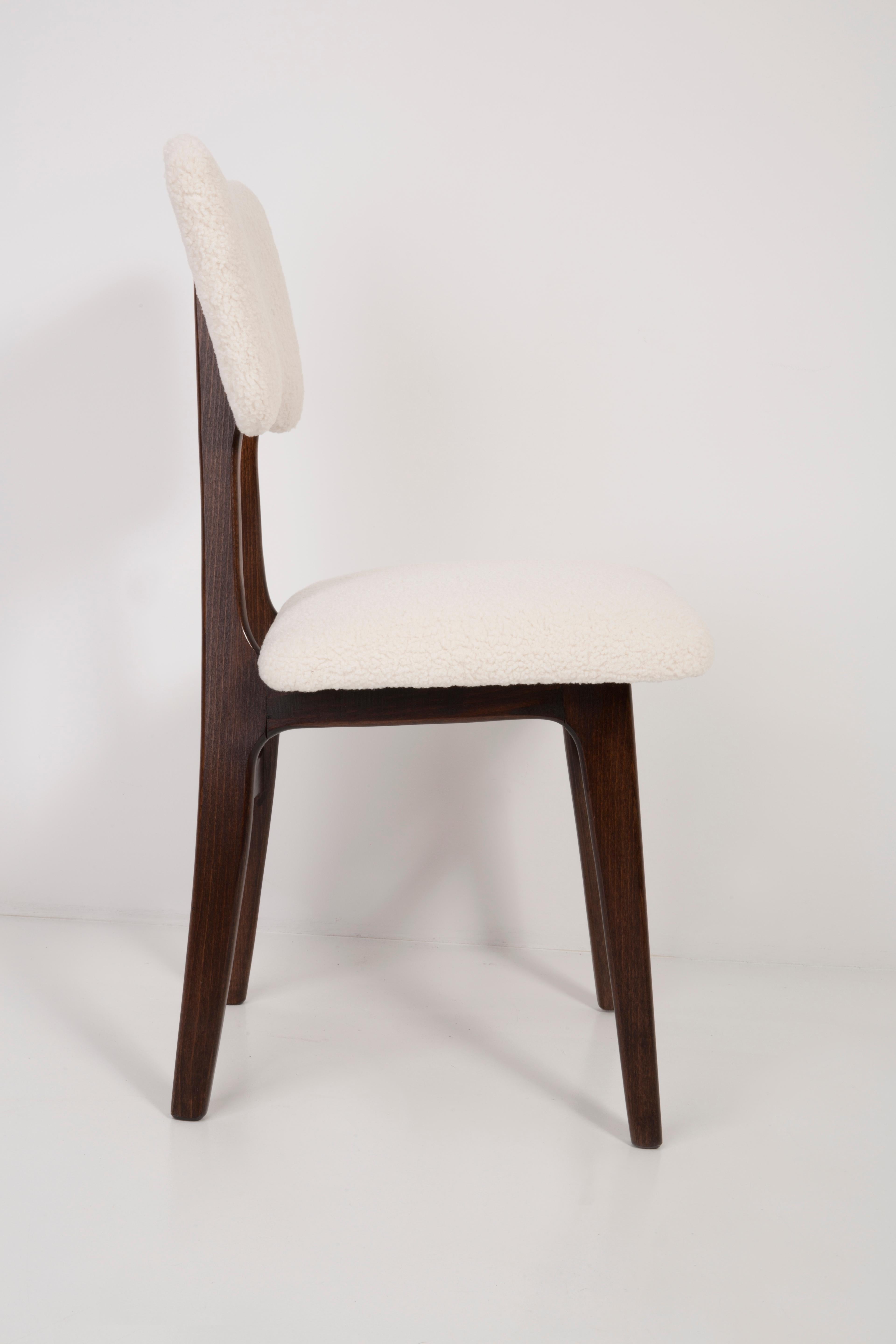 Mid-Century Modern Pair of 20th Century Light Crème Boucle Chairs, 1960s For Sale