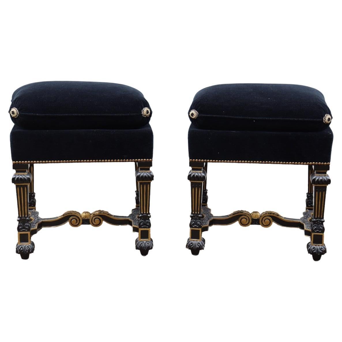 Pair of 20th century Louis XIV style Vintage benches.
Black lacquered beech wood and gilding enhanced.
Four sheaths feet carved with flowers and gadroons joined by an entretoise in H.
With its black velvet fabric cushions in perfect