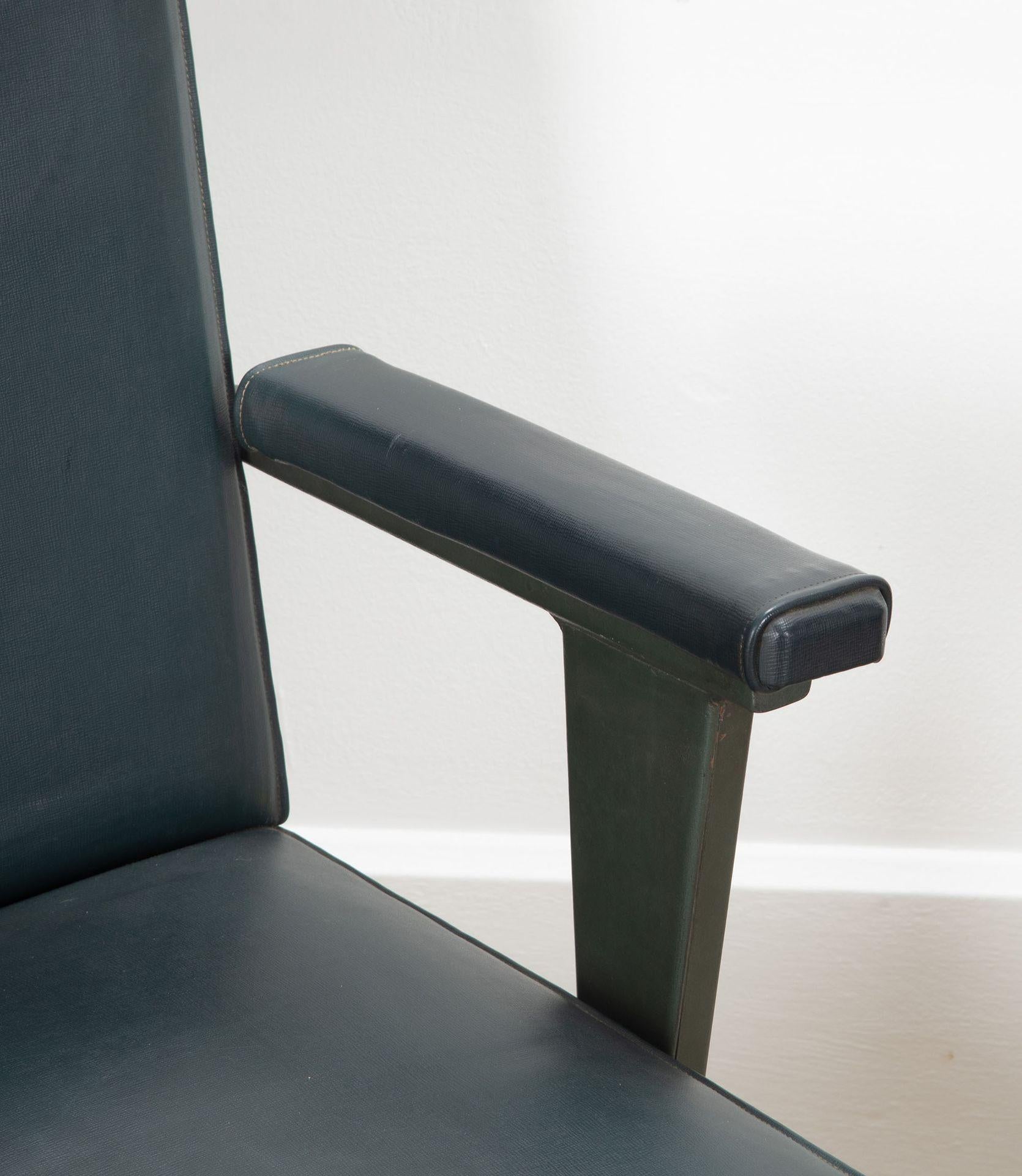 Paire de chaises de la Maison Dominique du 20e siècle en vente 5