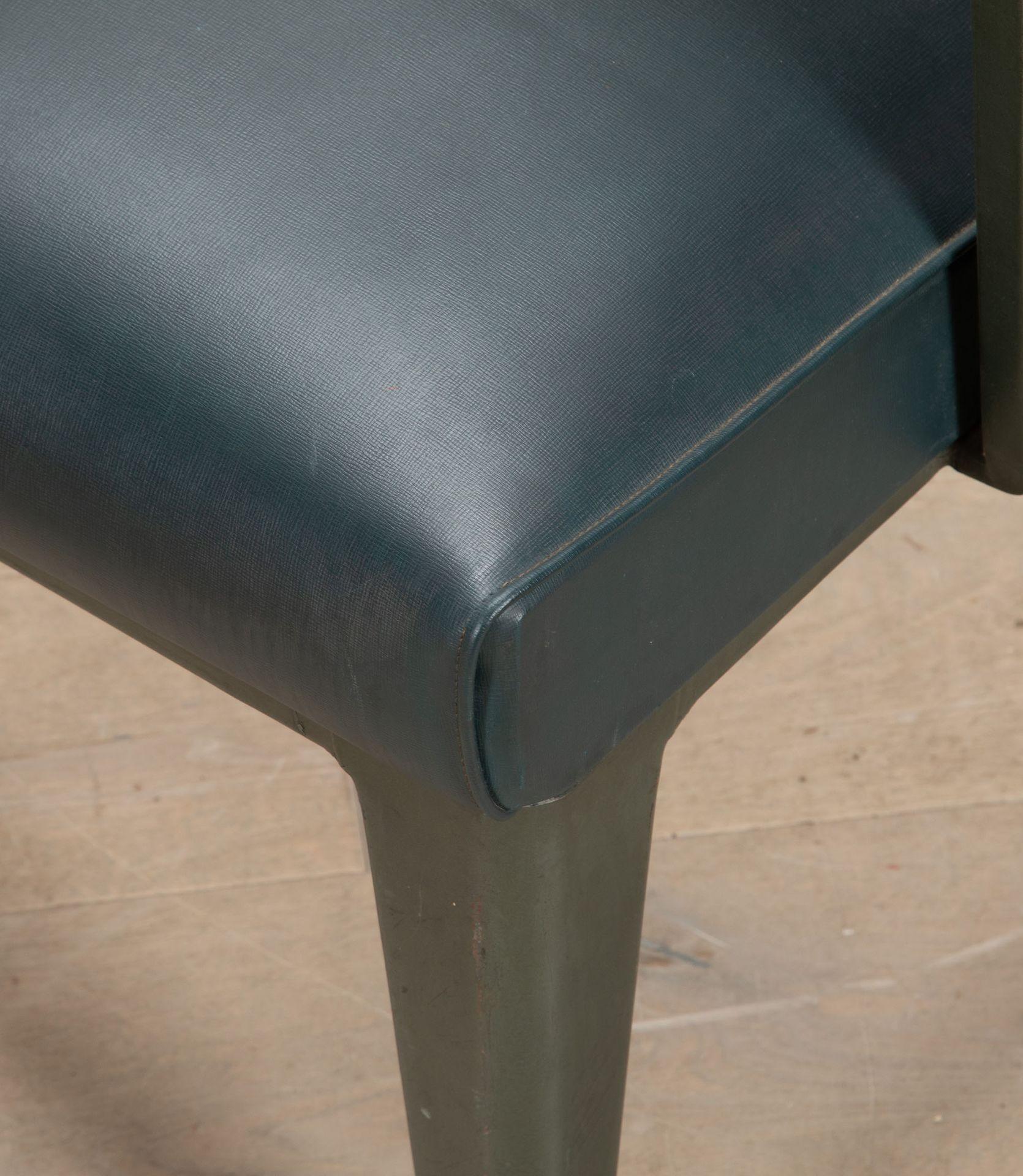 Paire de chaises de la Maison Dominique du 20e siècle en vente 1
