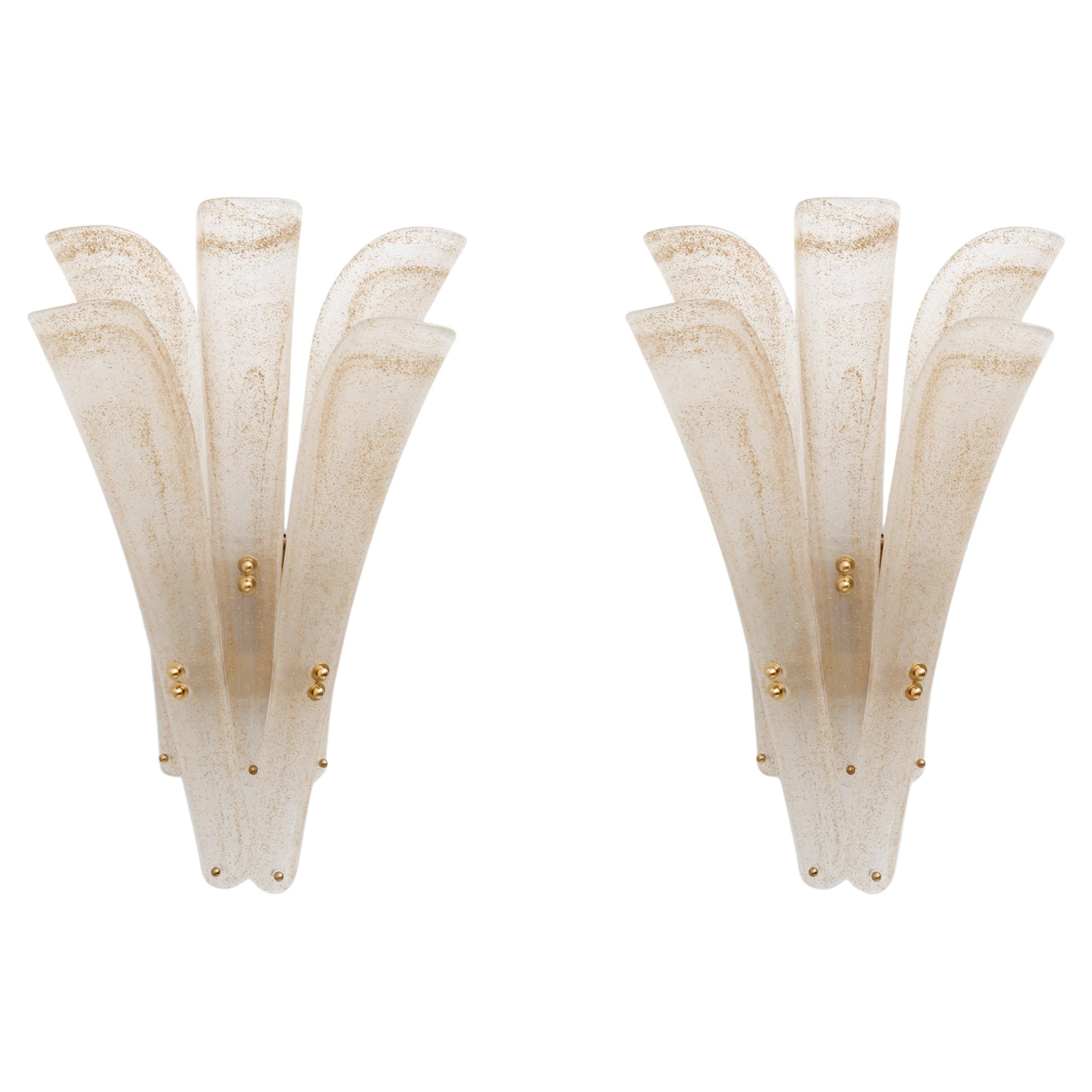 Zwei moderne Wandleuchter des 20. Jahrhunderts aus mattiertem Muranoglas und Blattgold im Angebot