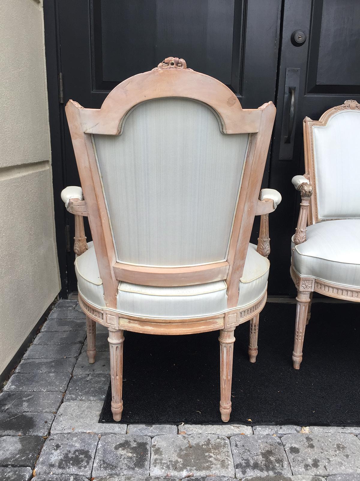 Pair of 20th Century Neoclassical Louis XVI Style Open Armchairs For Sale 3