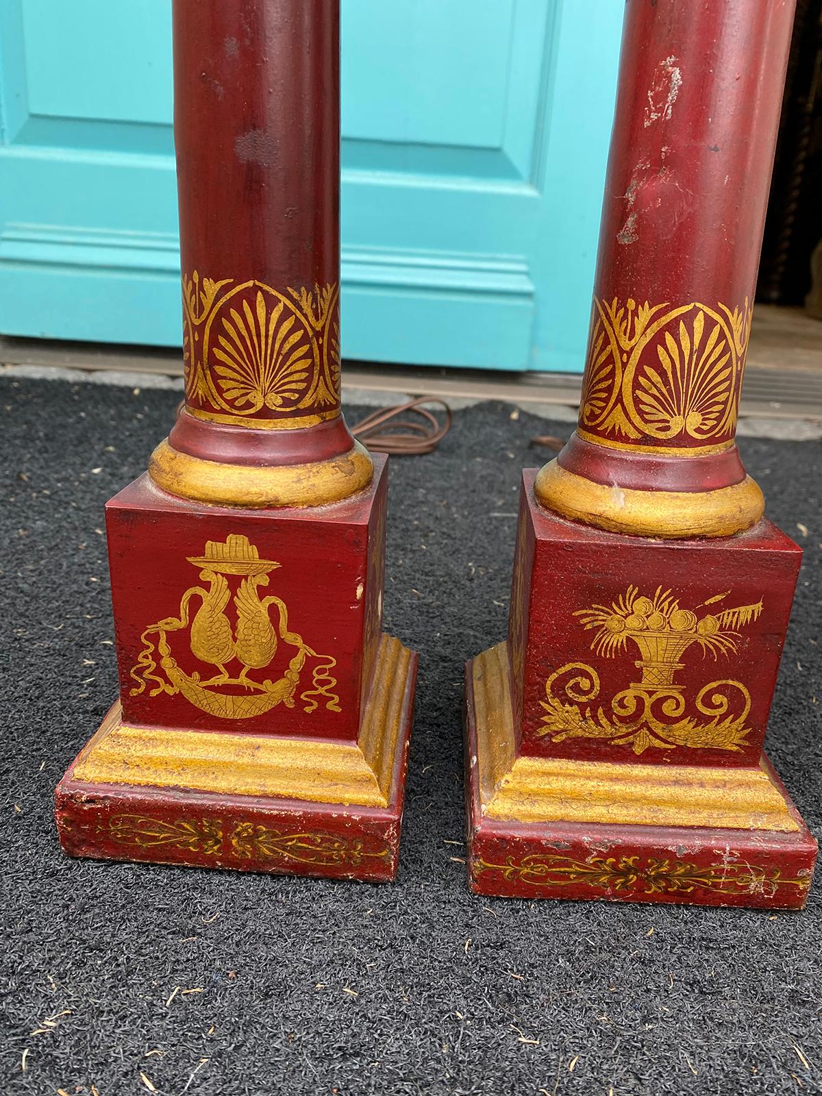 Pair of 20th Century Neoclassical Red Tole Column Lamps 3