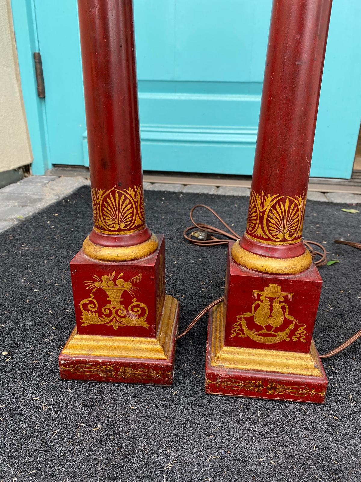 Pair of 20th Century Neoclassical Red Tole Column Lamps 4