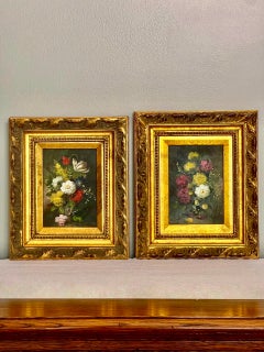 Zwei Gemälde mit Blumenstilleben in Öl auf Karton aus dem 20. Jahrhundert in Giltwood-Rahmen