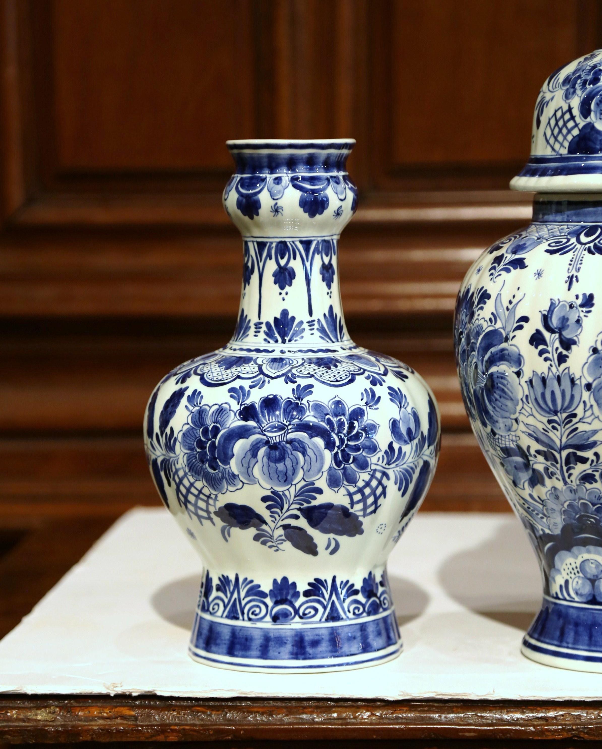 Dutch Pair of 20th Century Painted Blue and White Delft Vases and Matching Ginger Jar