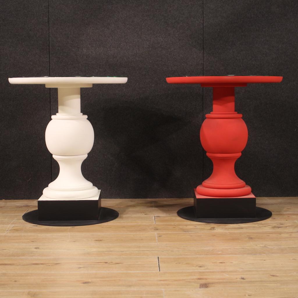 Pair of 20th Century Painted Red and White Wood Mirror Tops Italian Side Tables In Good Condition In Vicoforte, Piedmont