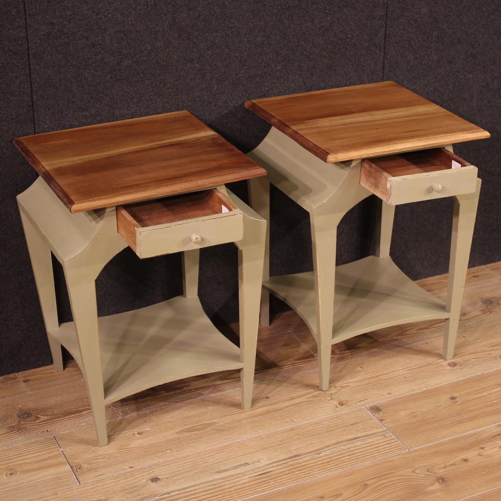 Pair of 20th Century Painted Wood Italian Design Bedside Tables, 1980 In condizioni buone in vendita a Vicoforte, Piedmont