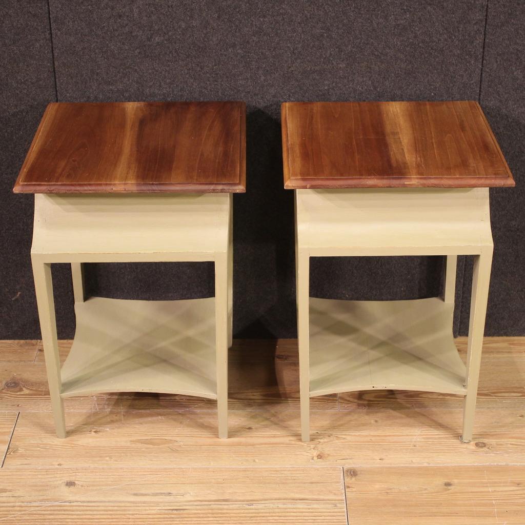 Pair of 20th Century Painted Wood Italian Design Bedside Tables, 1980 in vendita 1