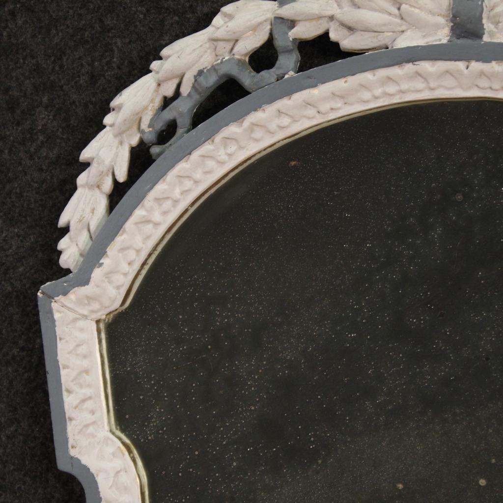 Mid-20th Century Paire de miroirs italiens de style Louis XVI en bois peint du 20e siècle, années 1950 en vente