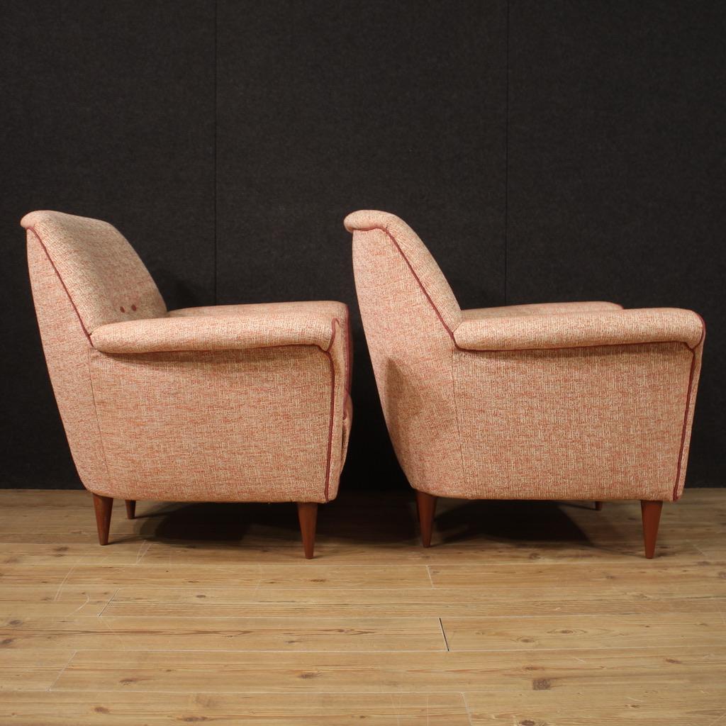 Pair of 20th Century Pink Fabric Italian Giò Ponti Style Armchairs, 1960 In Excellent Condition For Sale In Vicoforte, Piedmont
