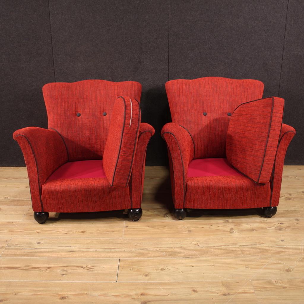 Pair of 20th Century Red Fabric Italian Design Armchairs, 1970 For Sale 7