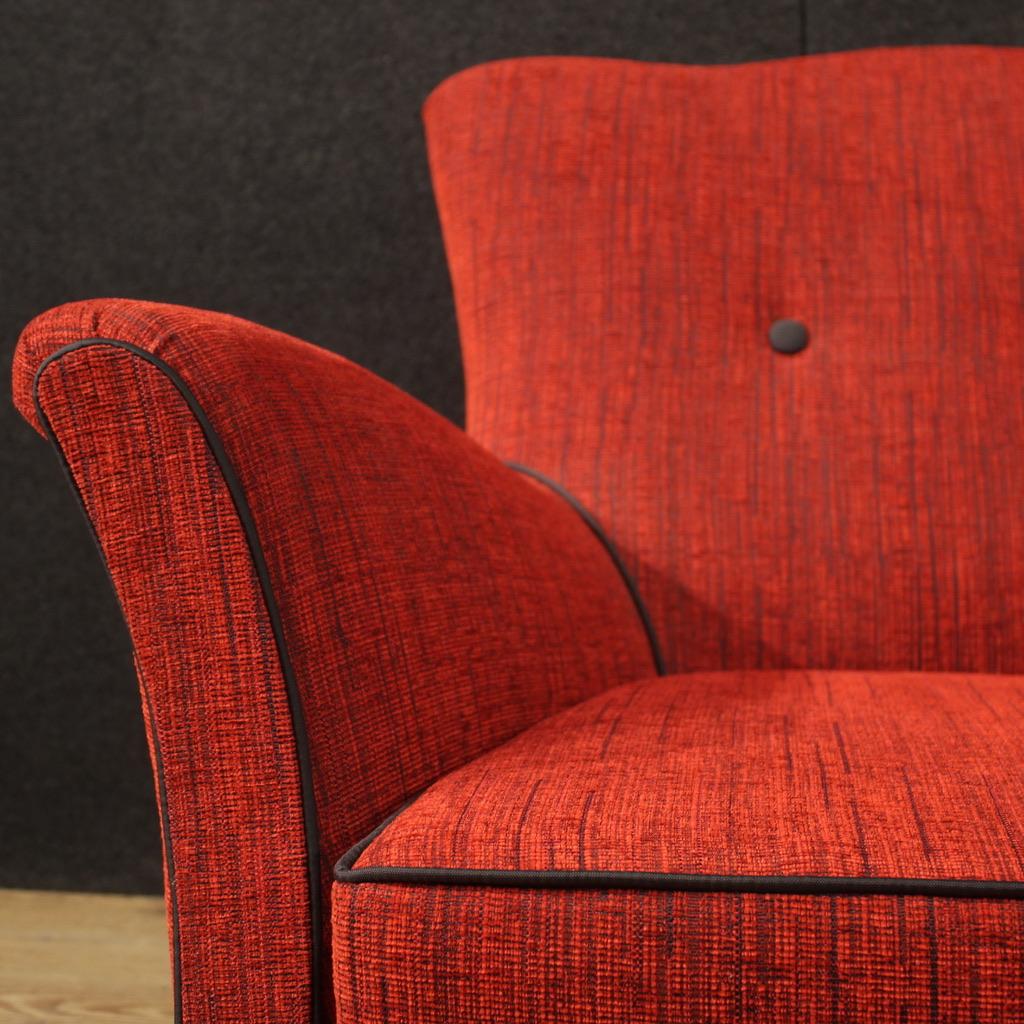 Pair of 20th Century Red Fabric Italian Design Armchairs, 1970 For Sale 8