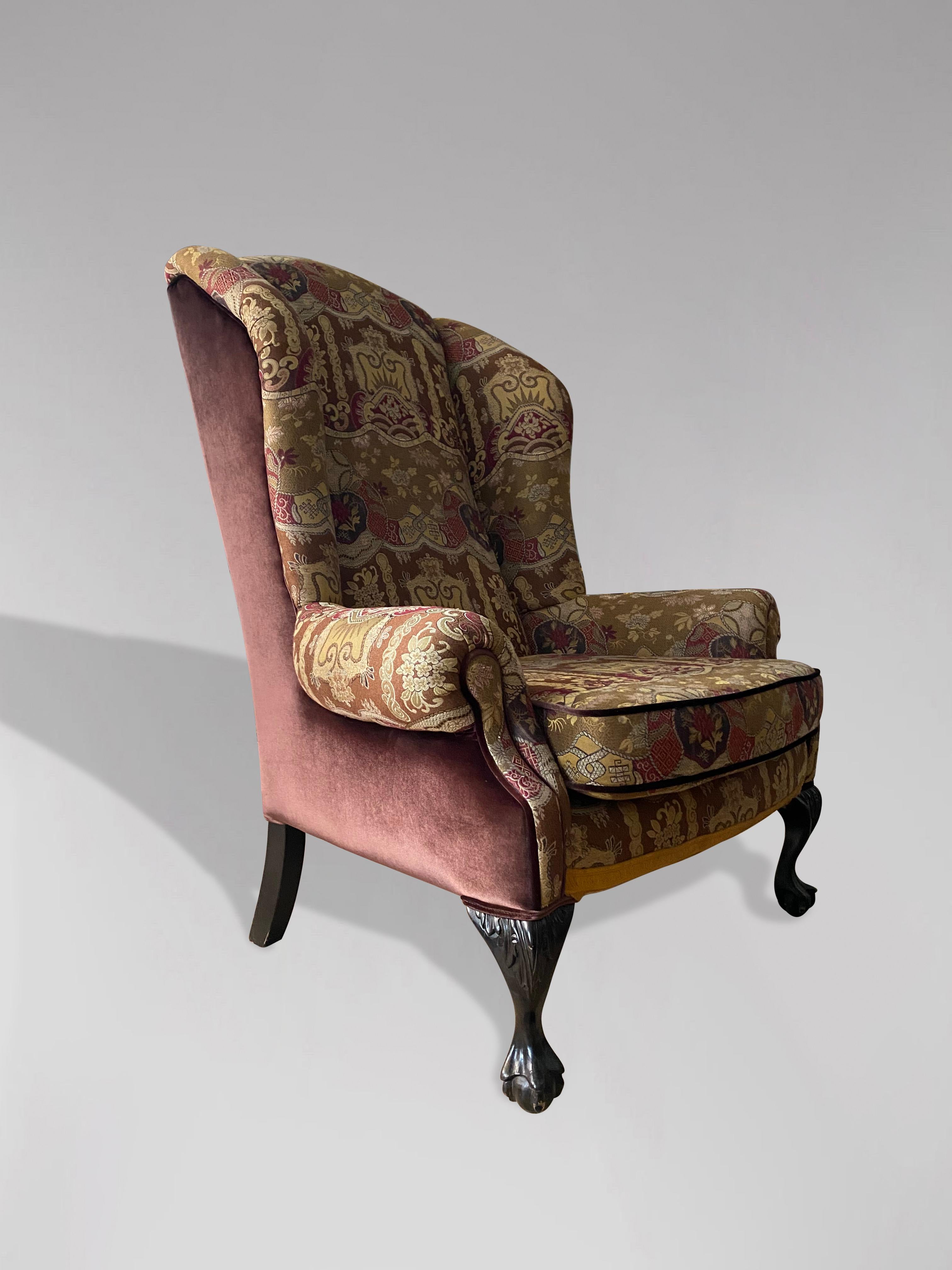Hand-Carved Pair of 20th Century Reupholstered Wing Armchairs with Footstool